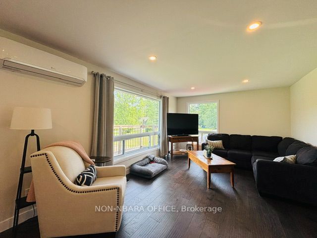 554 Lavigne Road, East Ferris, ON P0H 1K0 photo 2