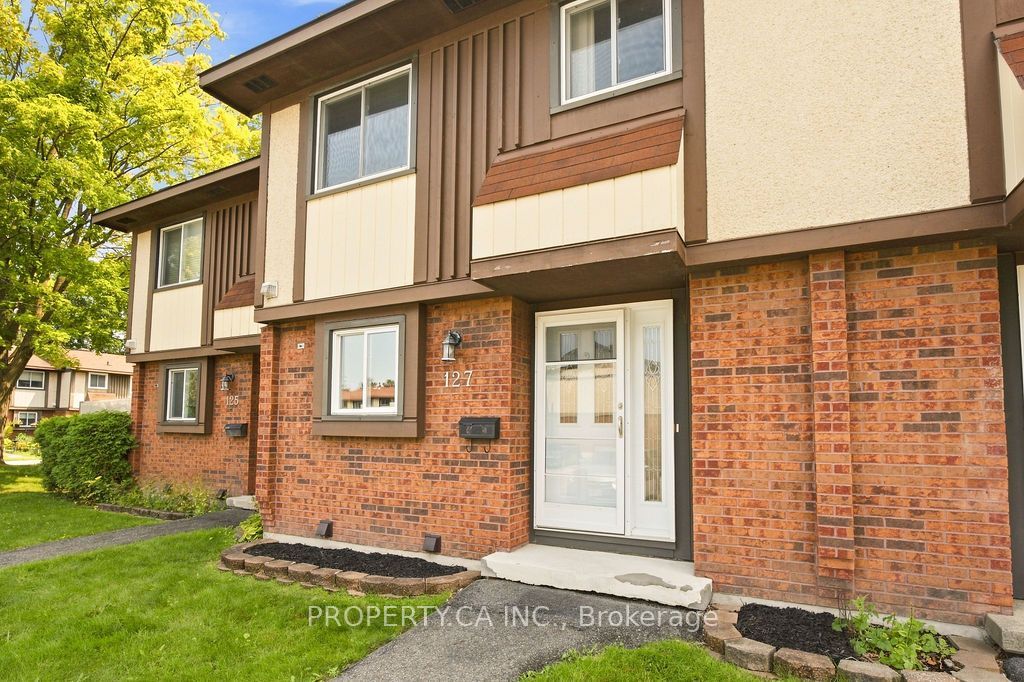 127 Pickford Drive, Kanata, ON K2L 2C3 photo 2