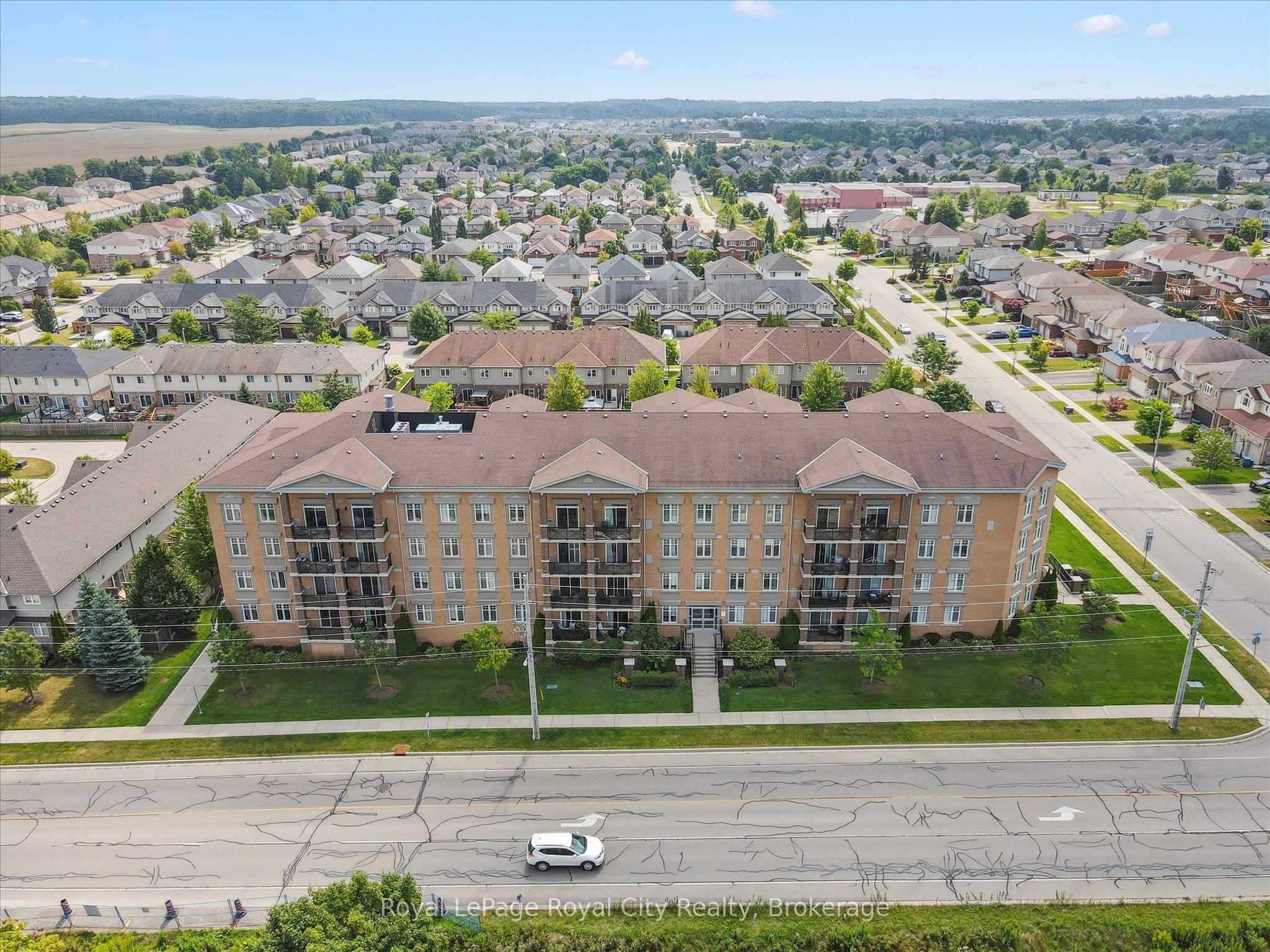 2 Colonial Drive 403, Guelph, ON N1L 0K8 photo 2