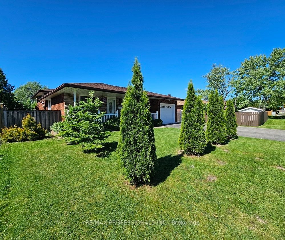 7 Berko Avenue, Hamilton, ON L8V 2P8 photo 2