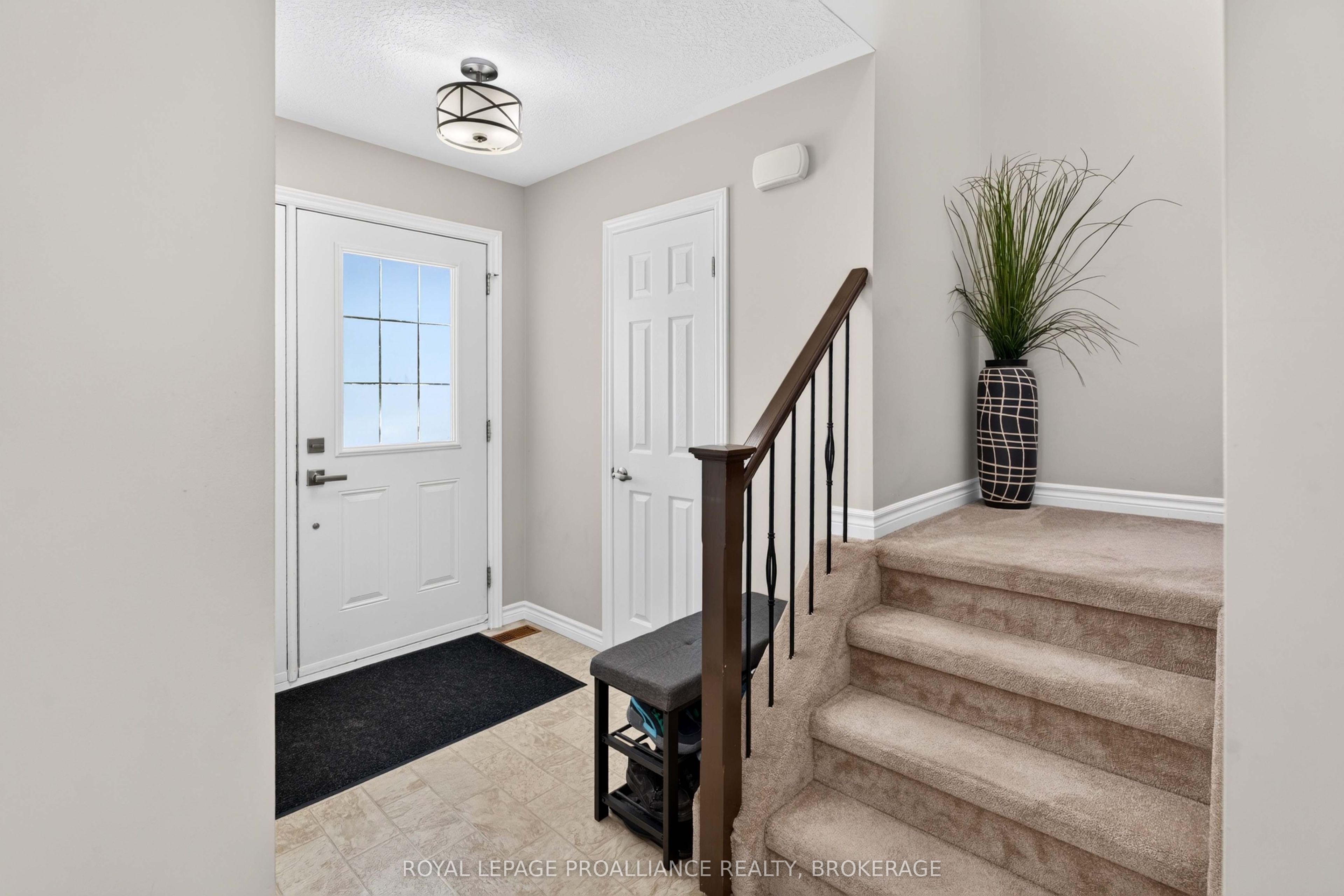 1447 Hanover Drive, Kingston, ON K7P 0B5 photo 3
