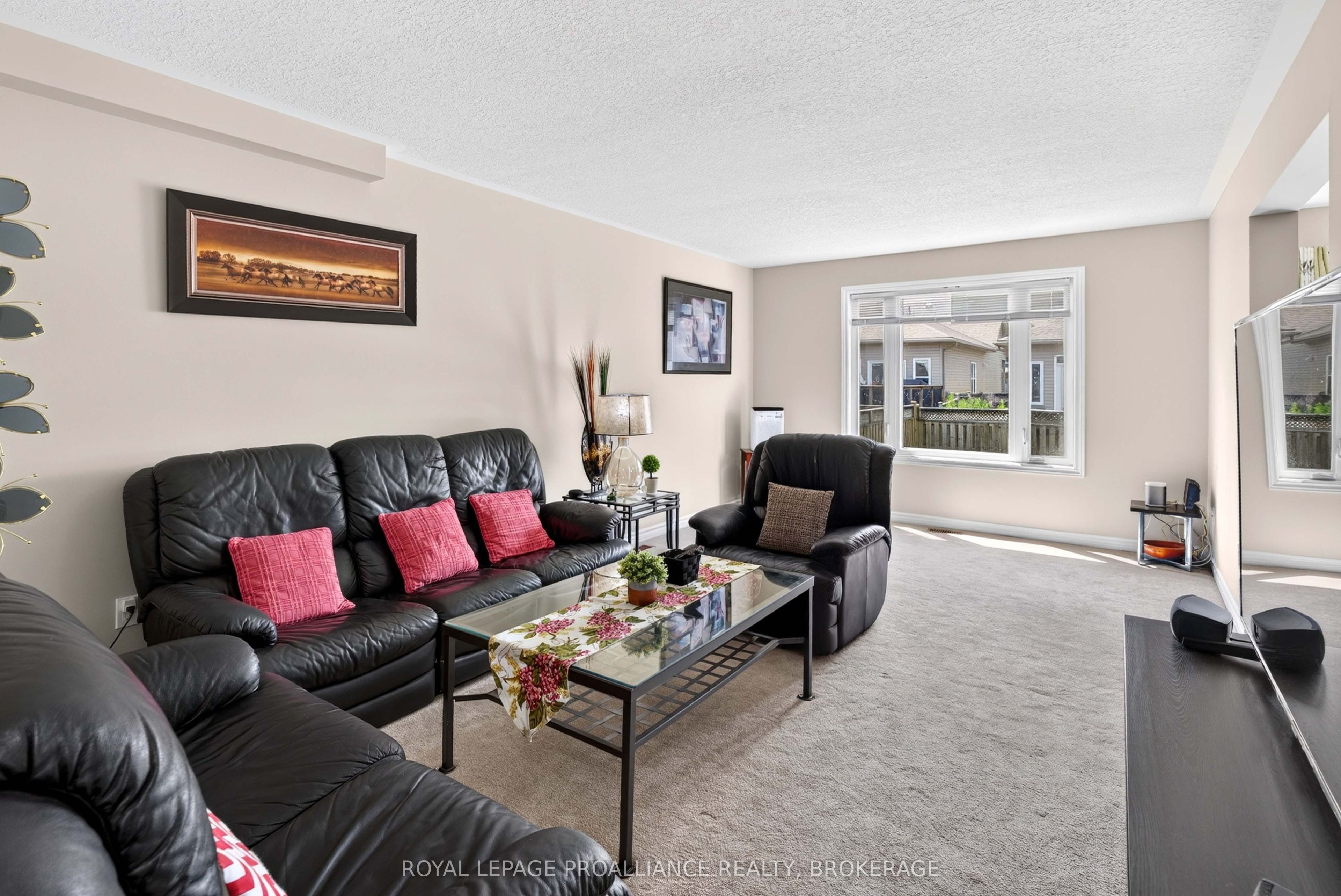 1447 Hanover Drive, Kingston, ON K7P 0B5 photo 4