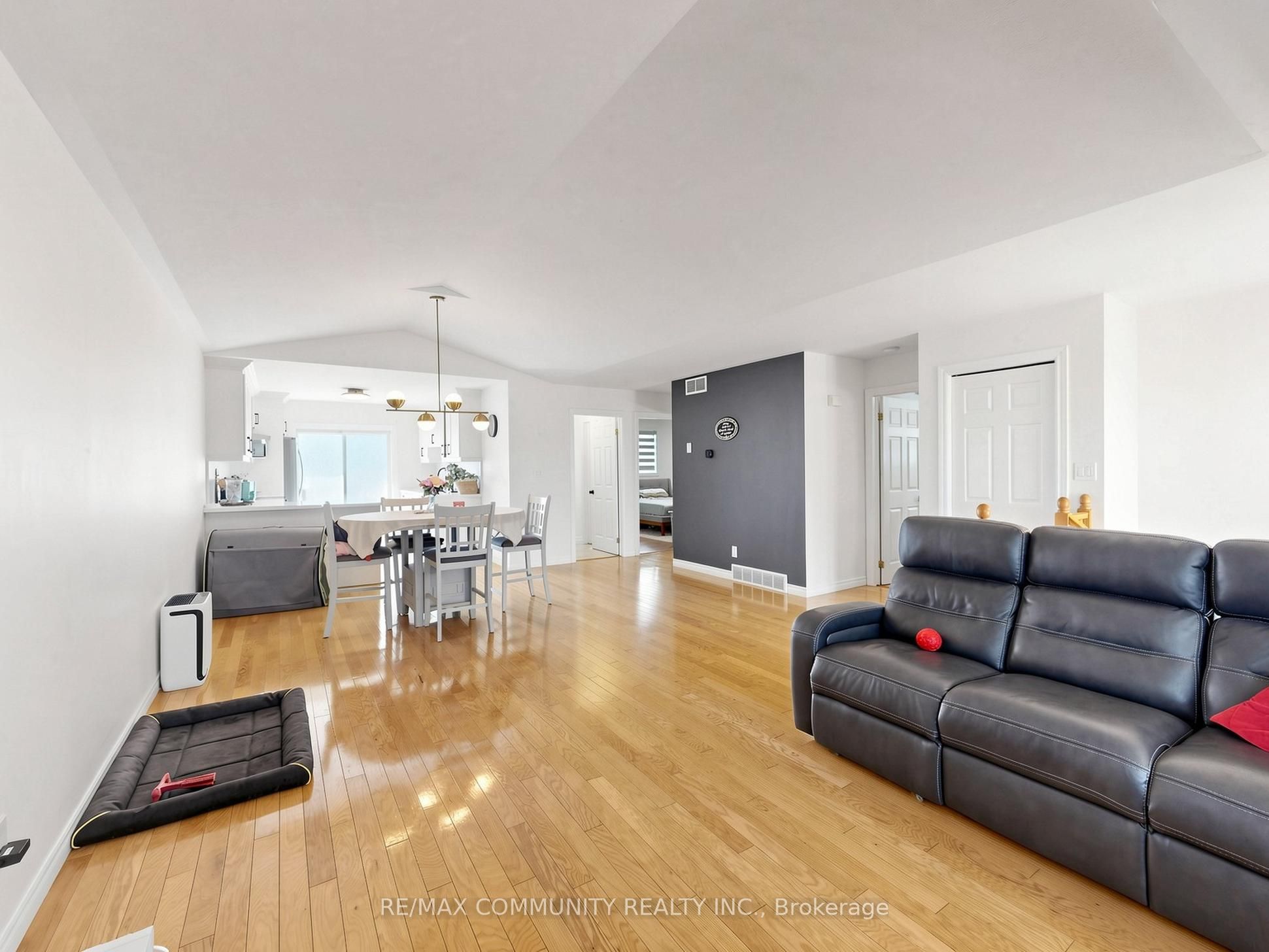 20 Landon Avenue, Norfolk, ON N3Y 5J8 photo 4