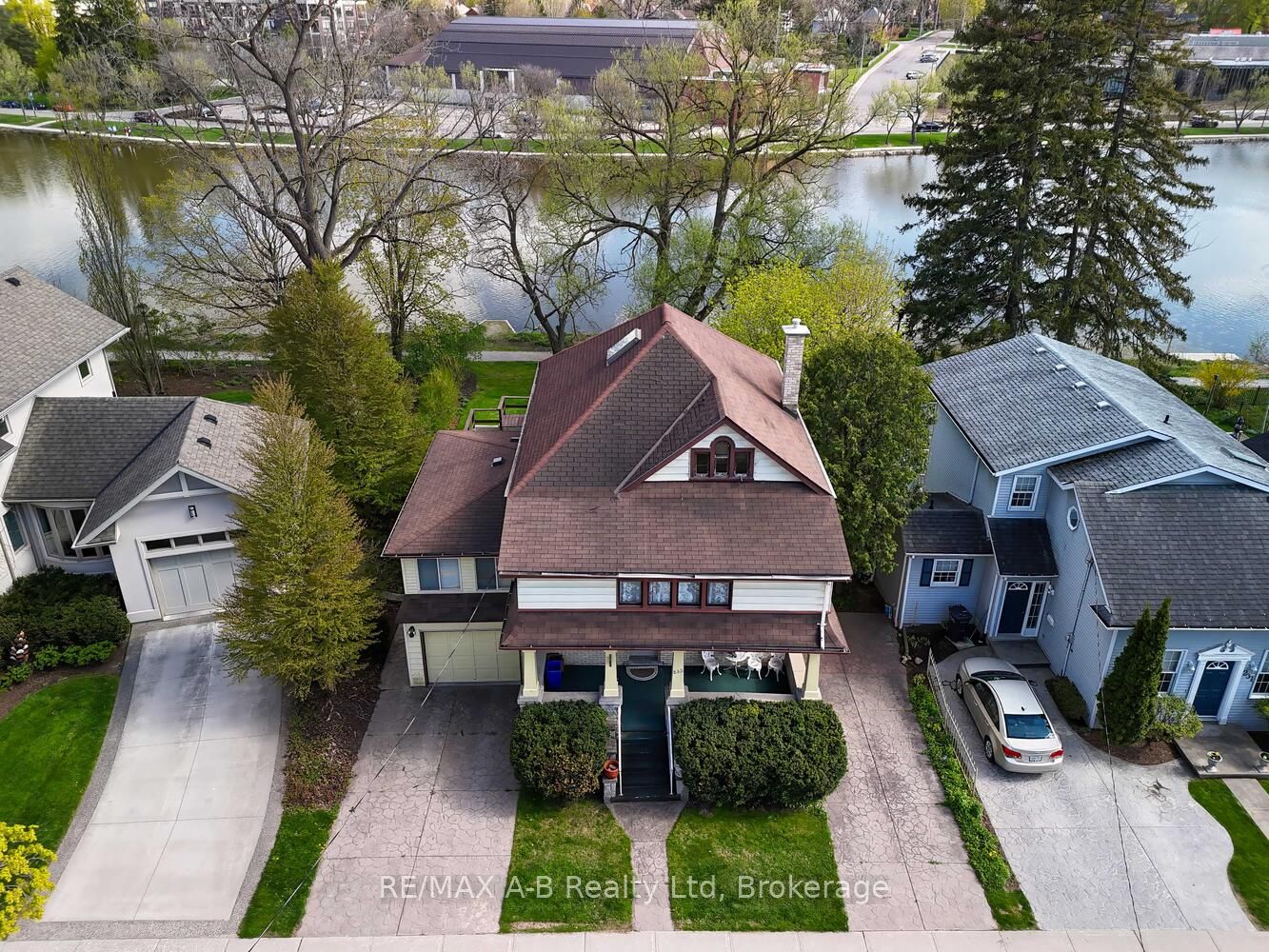 235 William Street, Stratford, ON N5A 4Y2 photo 3