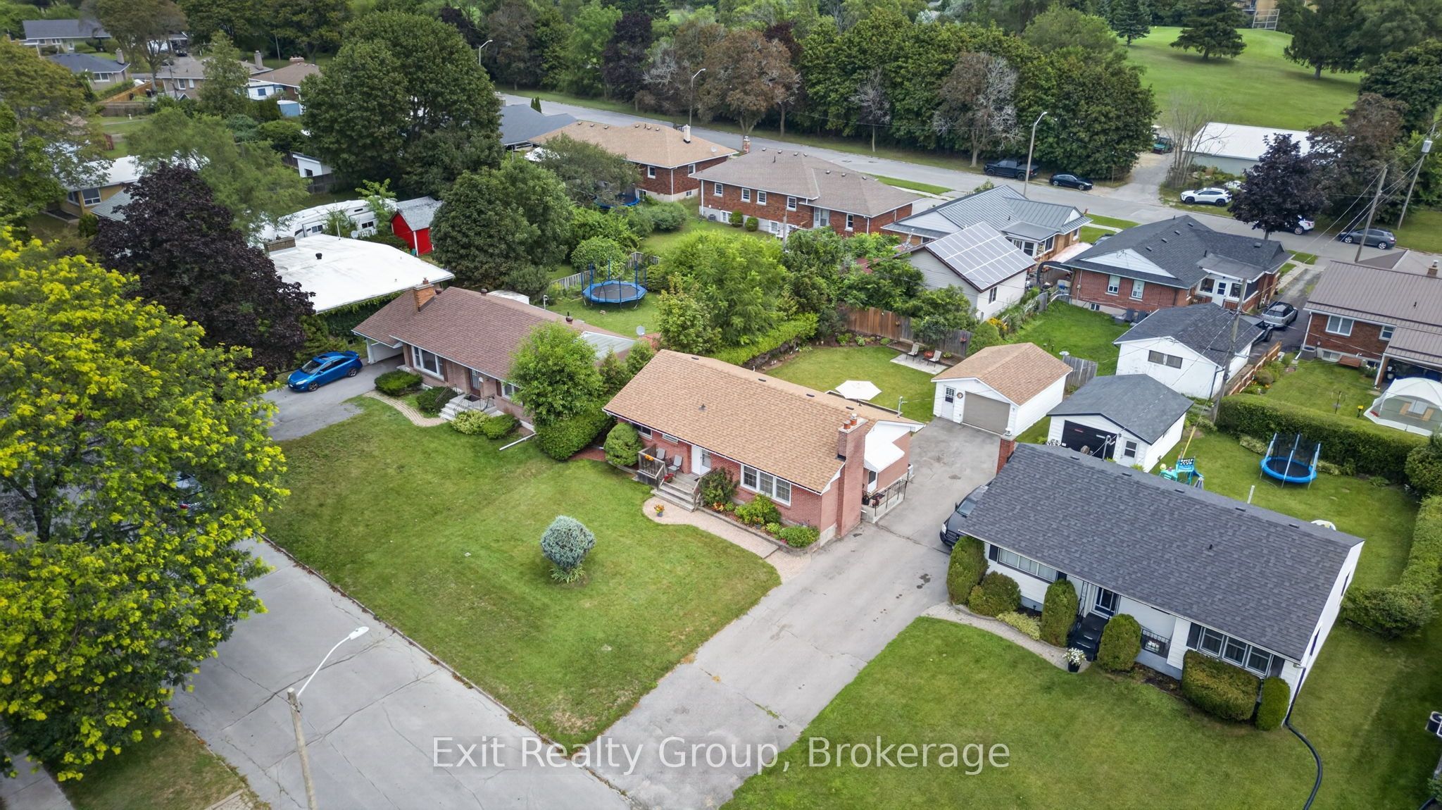 41 Second Avenue, Quinte West, ON K8V 5M5 photo 5