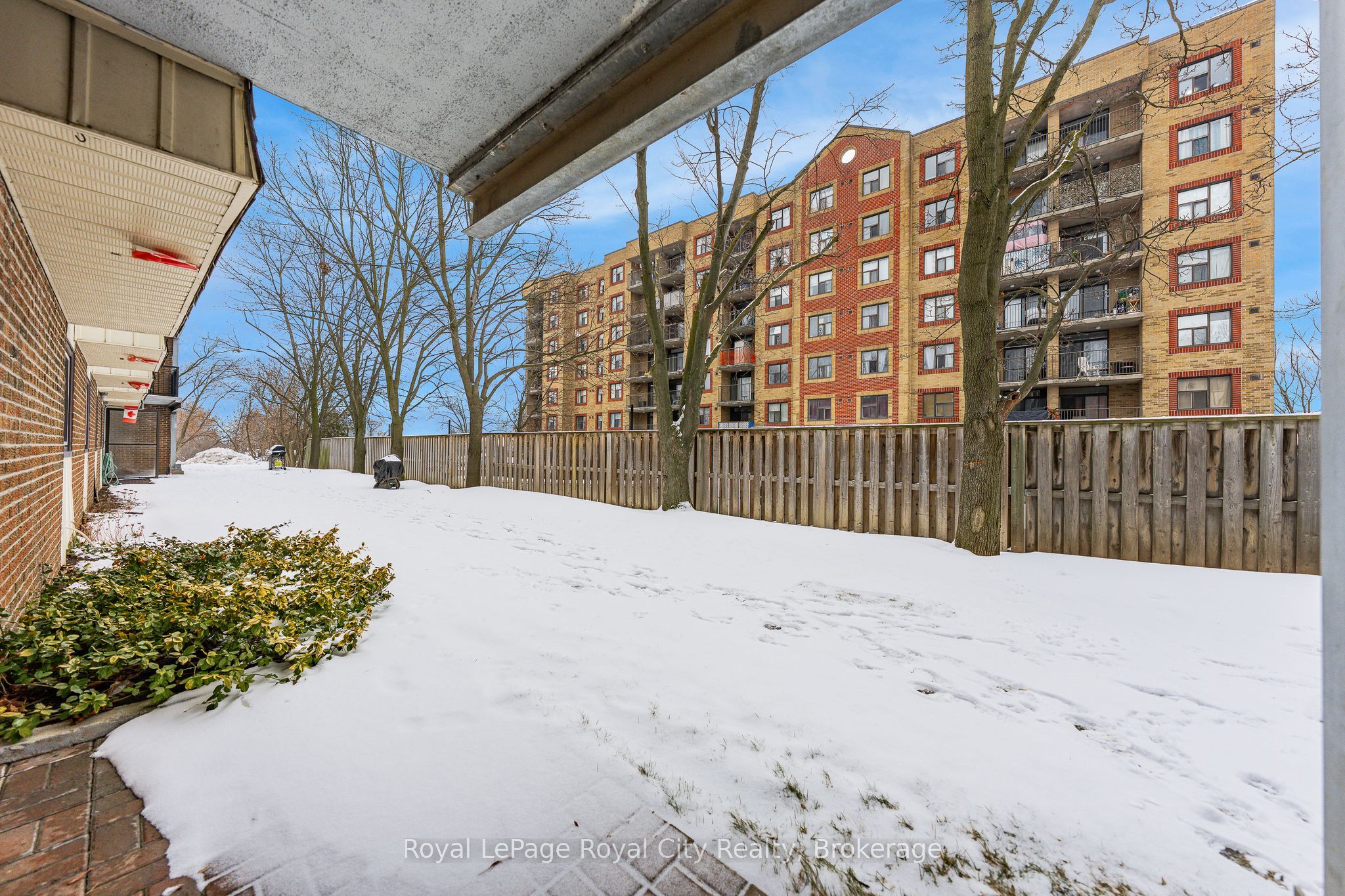 234 Willow Road 102, Guelph, ON N1H 7C6 photo 4