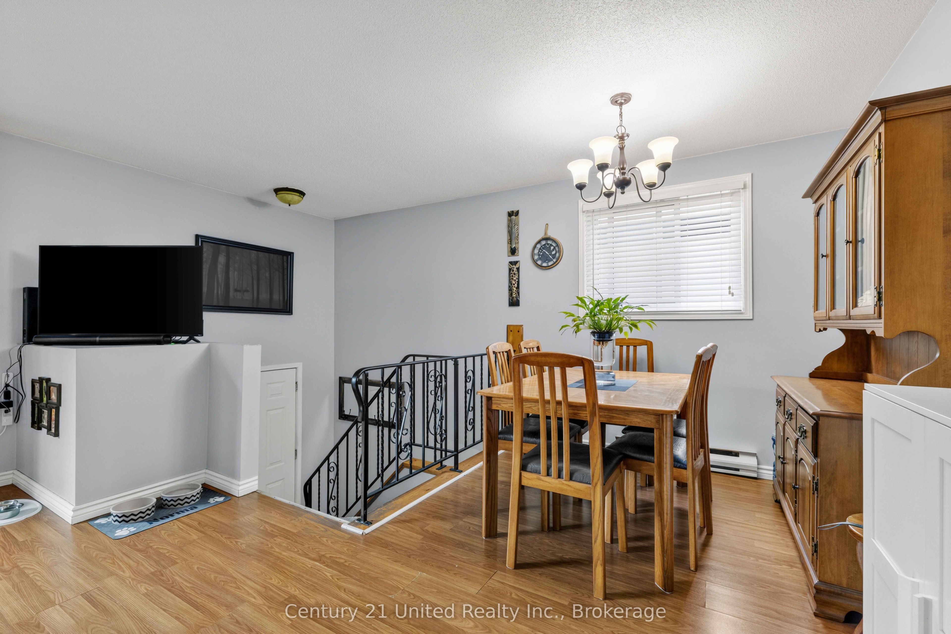 718 Mountain Ash Road, Peterborough, ON K9J 8K1 photo 5