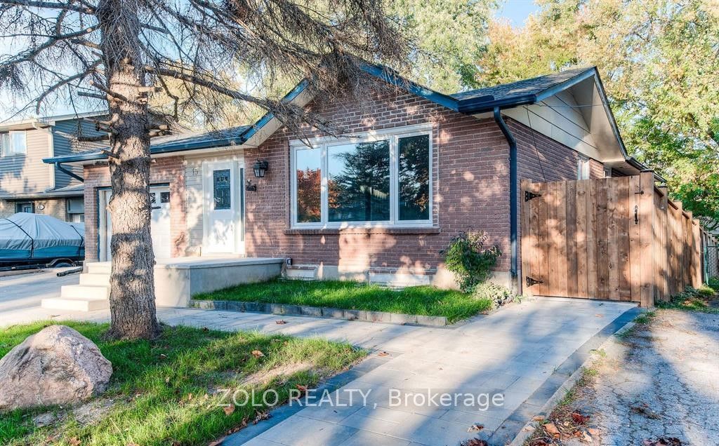 15 Nathaniel Crescent Upper, Kitchener, ON N2P 1L3 photo 2