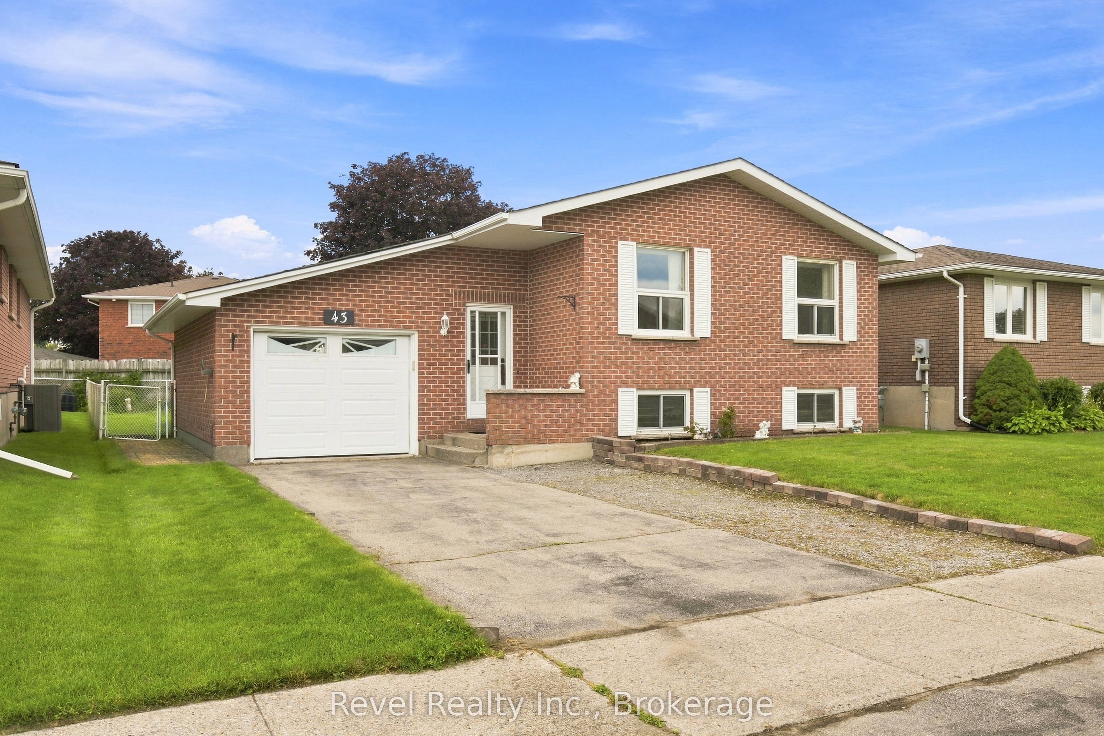 43 Wilson Avenue, Kawartha Lakes, ON K9V 5S3 photo 3