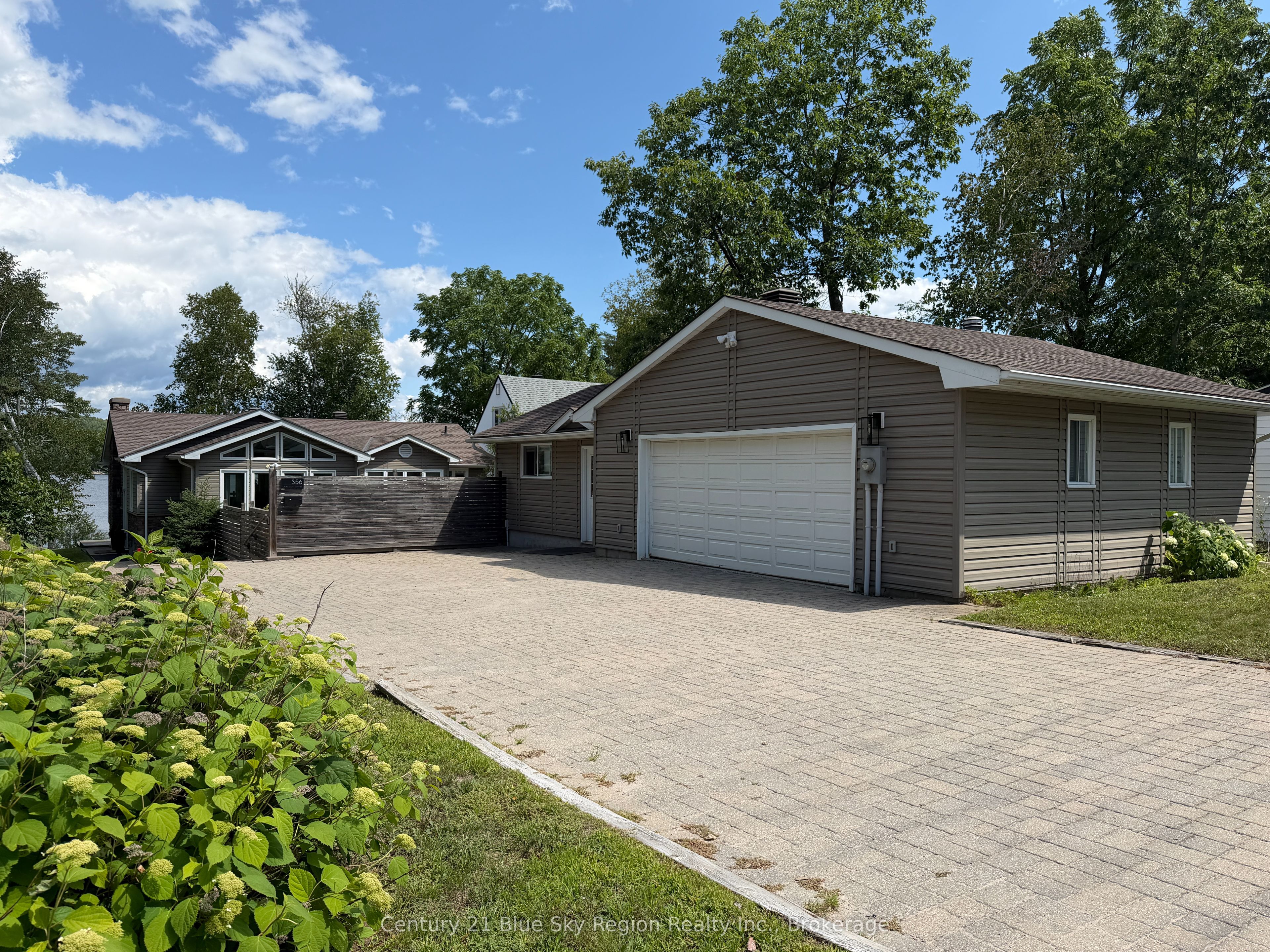 356 LAKESIDE Drive, North Bay, ON P1A 3E4 photo 3