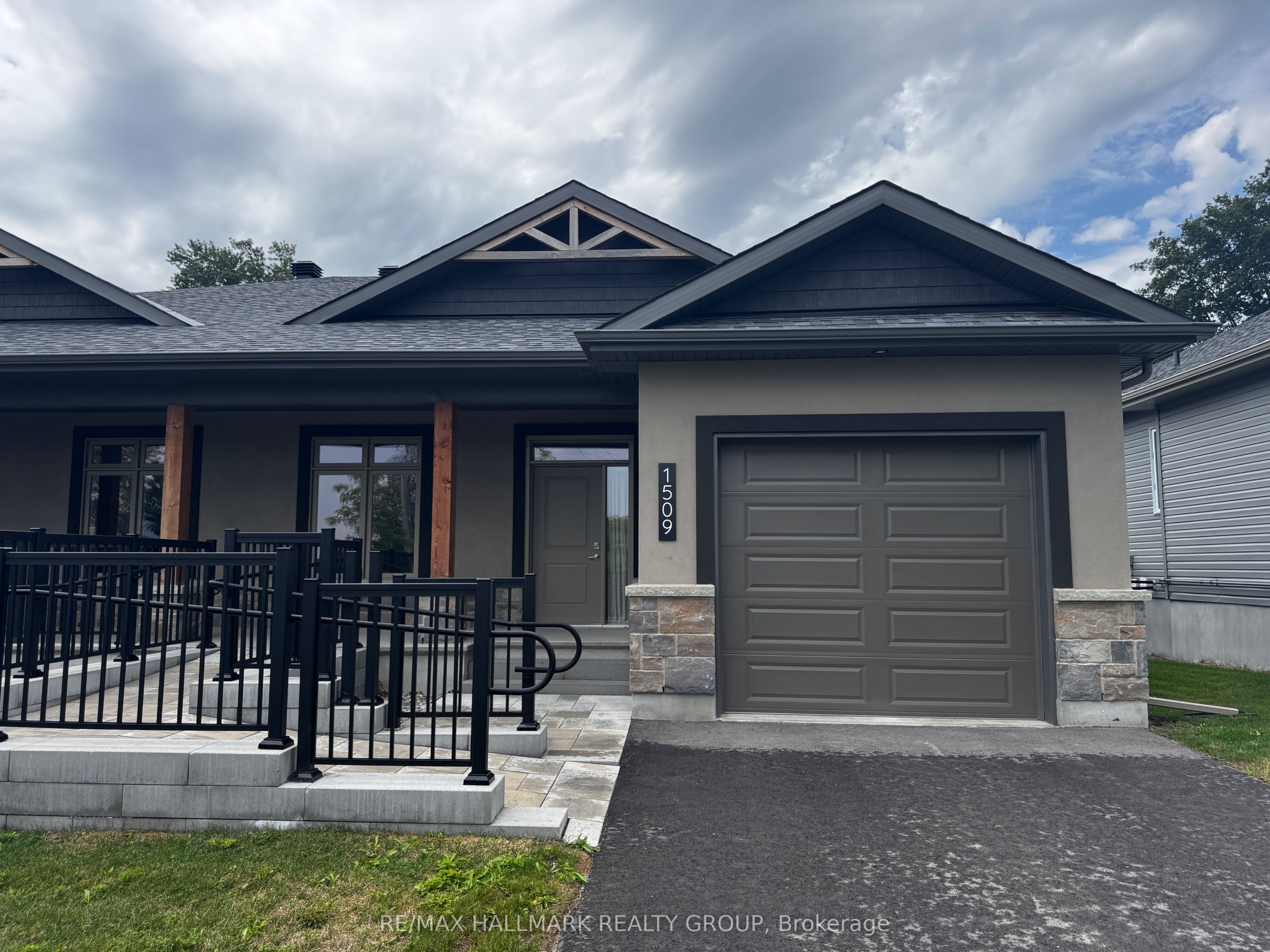 1509 Flanders Road, Brockville, ON K6V 0A3