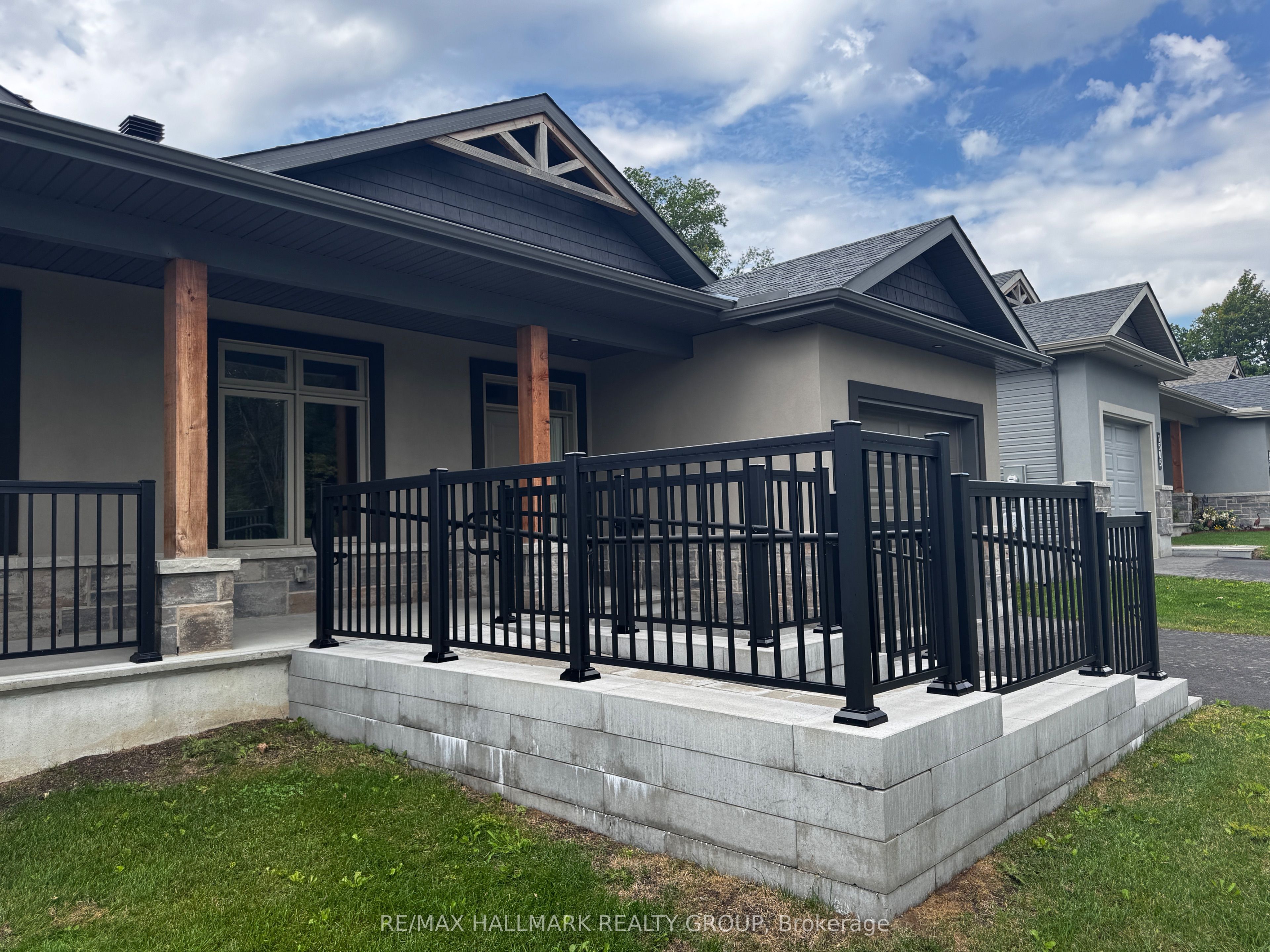 1509 Flanders Road, Brockville, ON K6V 0A3 photo 3