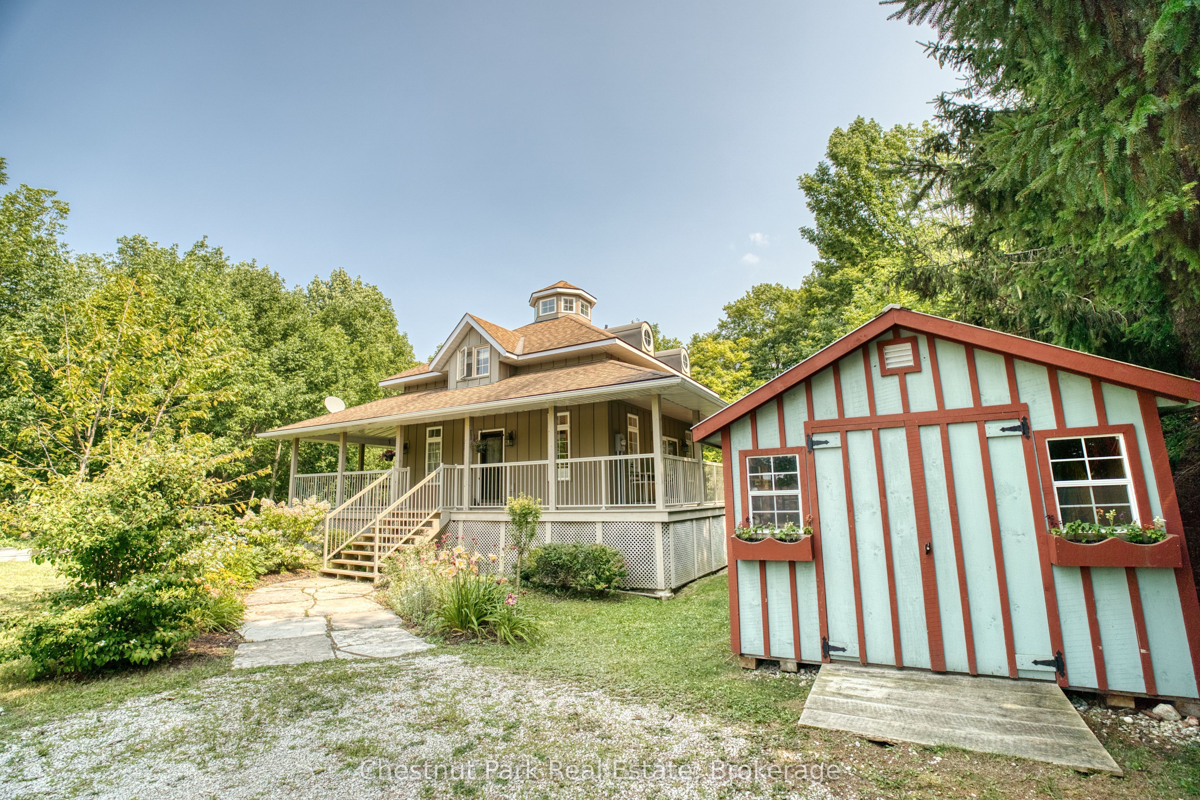 76 Everett Road, South Bruce Peninsula, ON N0H 2T0 photo 2