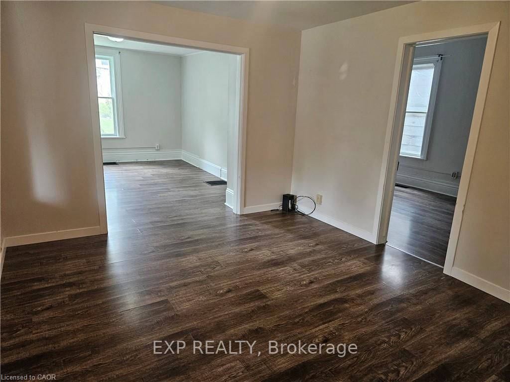 15 Cedar Street, Aylmer, ON N5H 2E6 photo 2