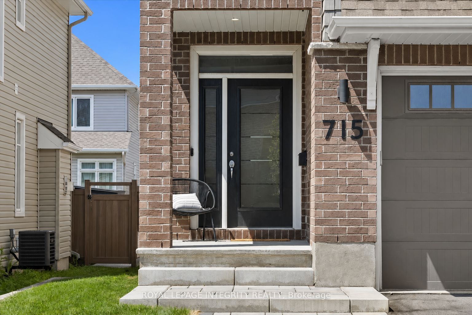 715 Cap Diamant Way, Orleans - Cumberland and Area, ON K4A 1J6 photo 2