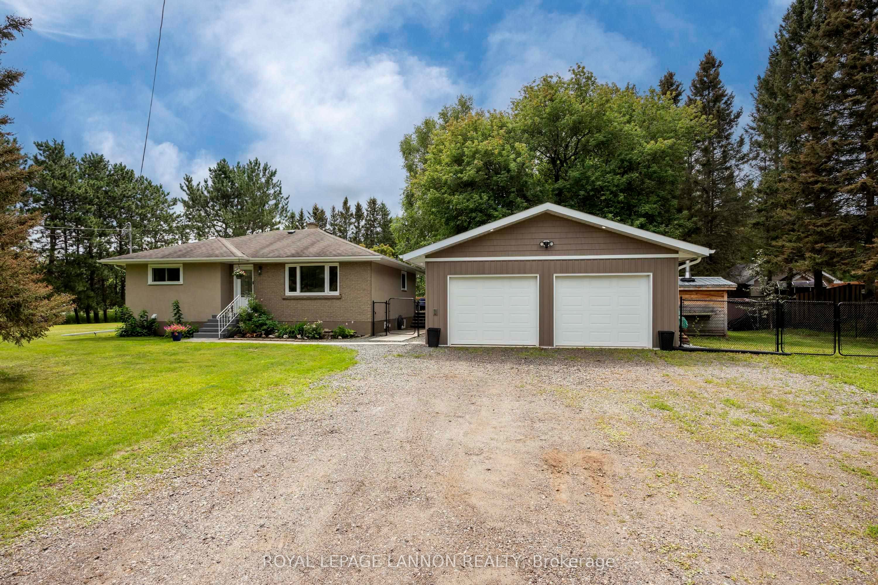 2312 Rosslyn Road, Thunder Bay, ON P7K 1G7 photo 3