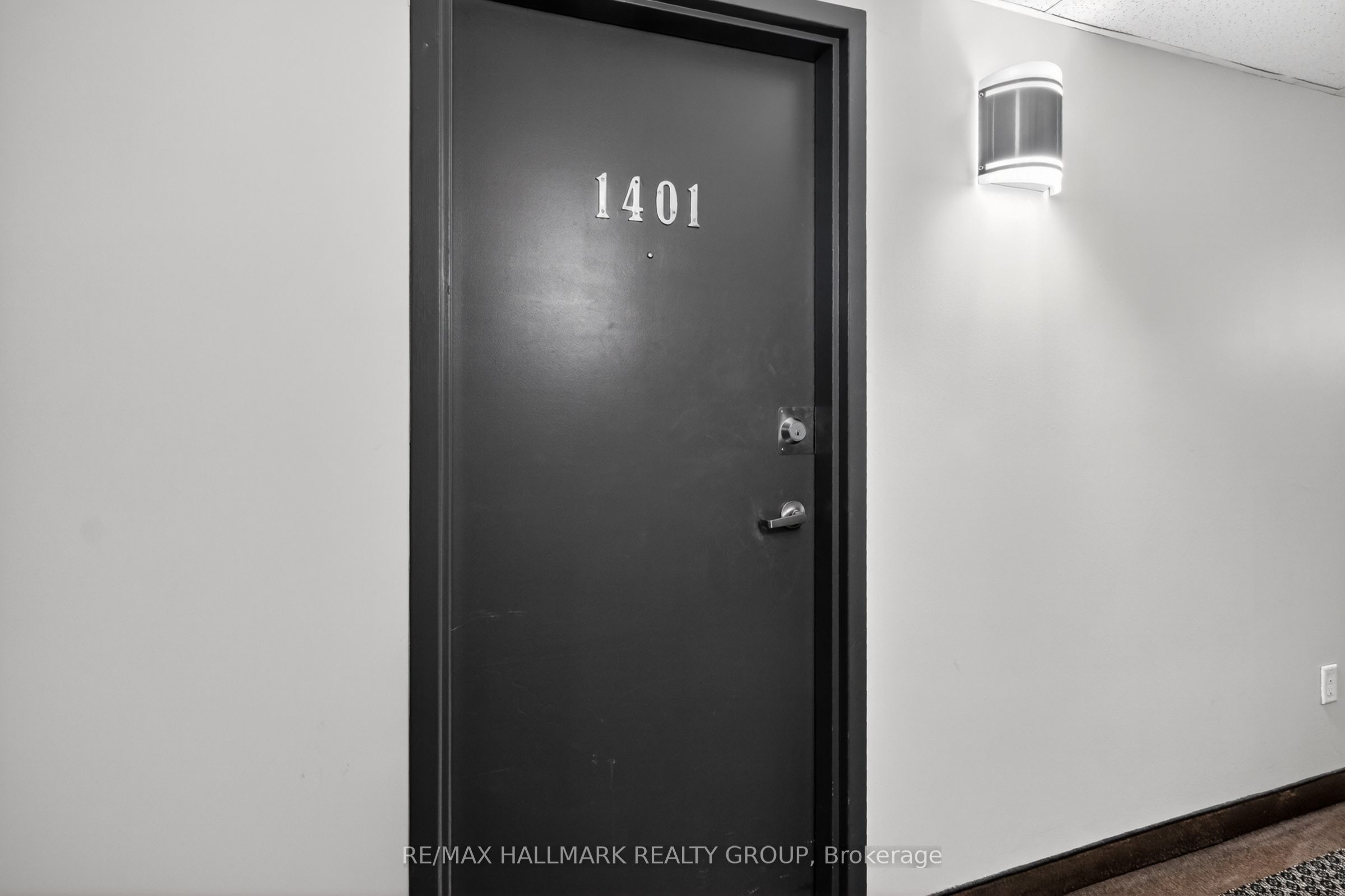 134 York Street PH01, Lower Town - Sandy Hill, ON K1N 1K8 photo 3
