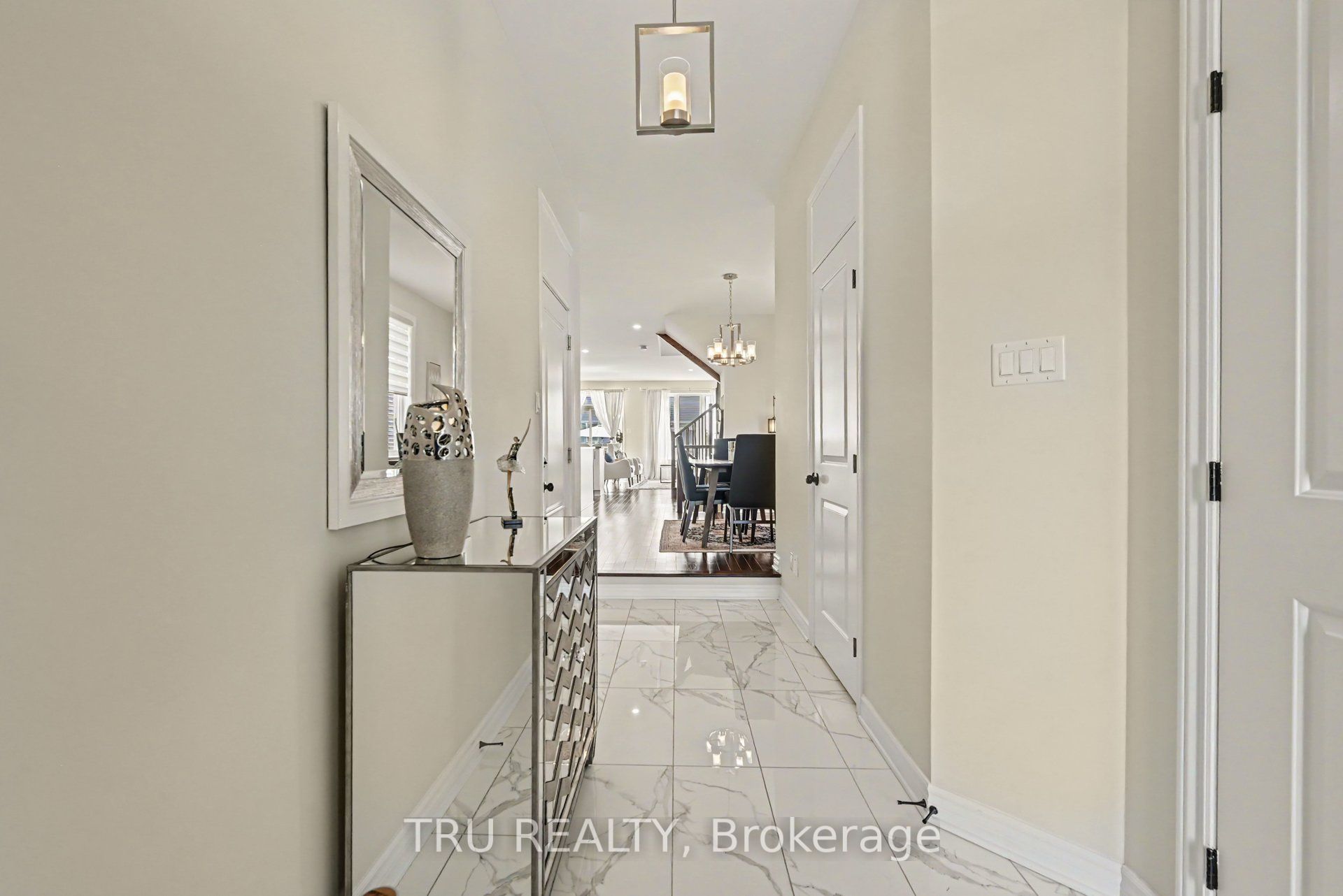 106 Lavatera Street, Blossom Park - Airport and Area, ON K1T 0R7 photo 4