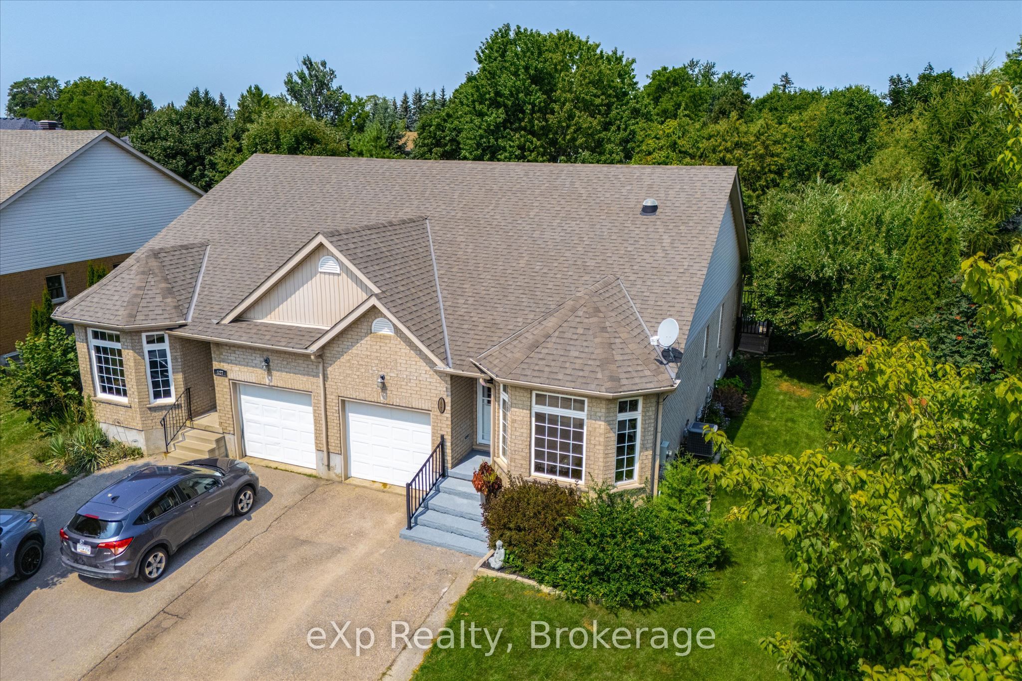 125 Halls Drive, Centre Wellington, ON N0B 1S0 photo 5