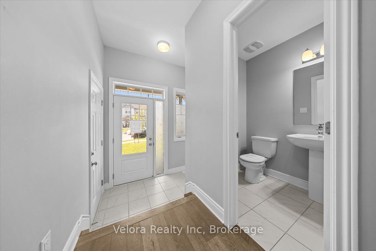 557 Flagstaff Drive, Barrhaven, ON K2J 7B3 photo 5