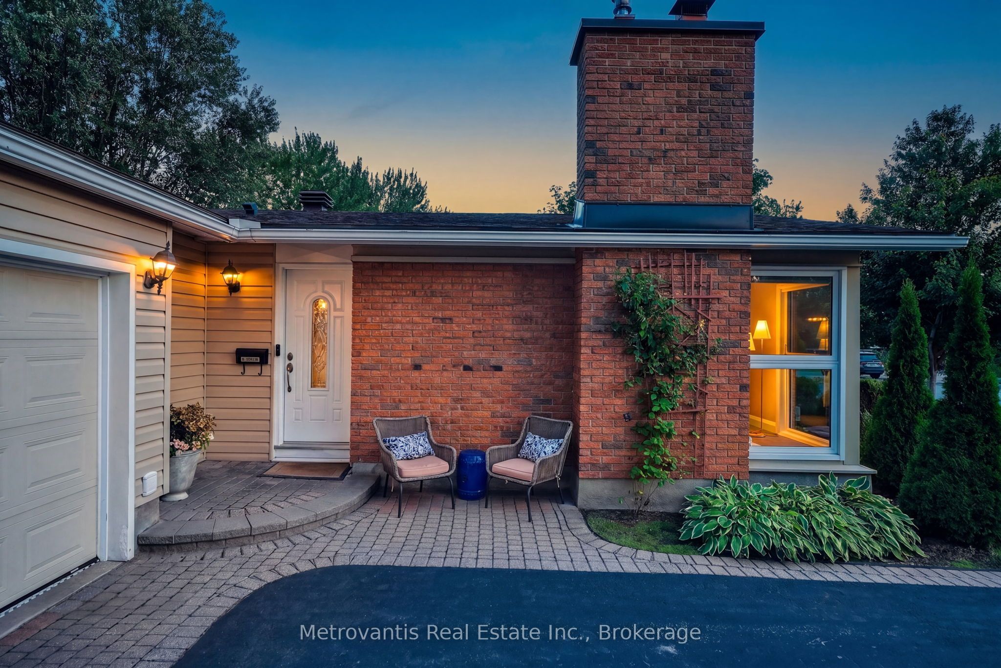 555 Buchanan Crescent, Beacon Hill North - South and Area, ON K1J 7V2 photo 3