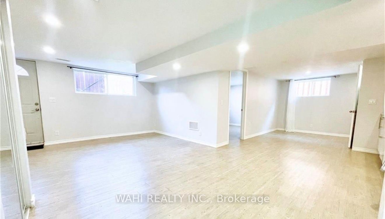 255 CARSON Drive UNIT 2 - BASEMENT, Hamilton, ON L8T 2X8 photo 3