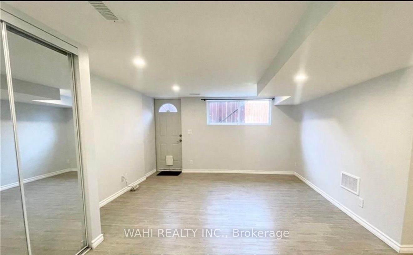 255 CARSON Drive UNIT 2 - BASEMENT, Hamilton, ON L8T 2X8 photo 4