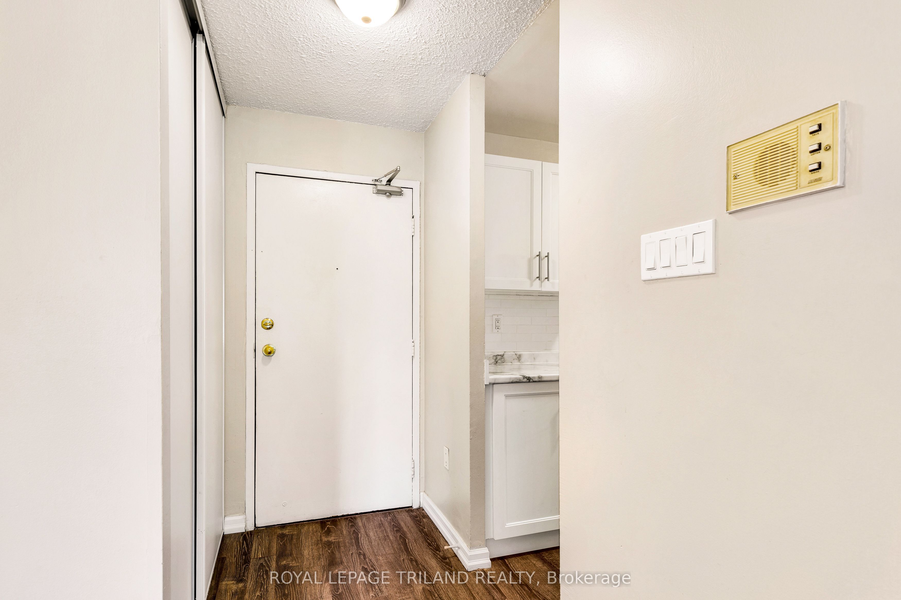 1584 Ernest Avenue 107, London South, ON N6E 1X9 photo 2