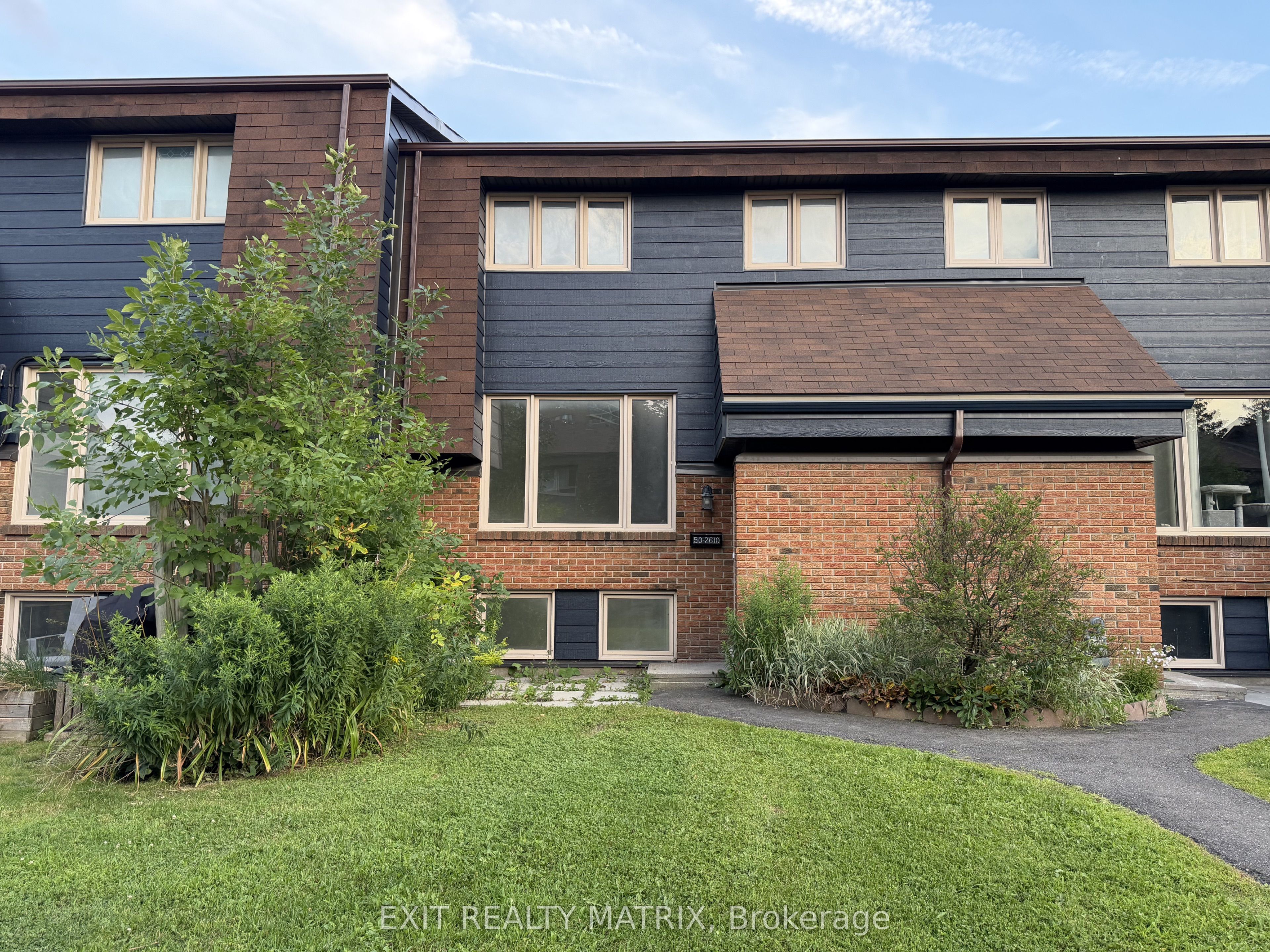 2610 Draper Avenue 50, Parkway Park - Queensway Terrace S and Area, ON K2H 8X8