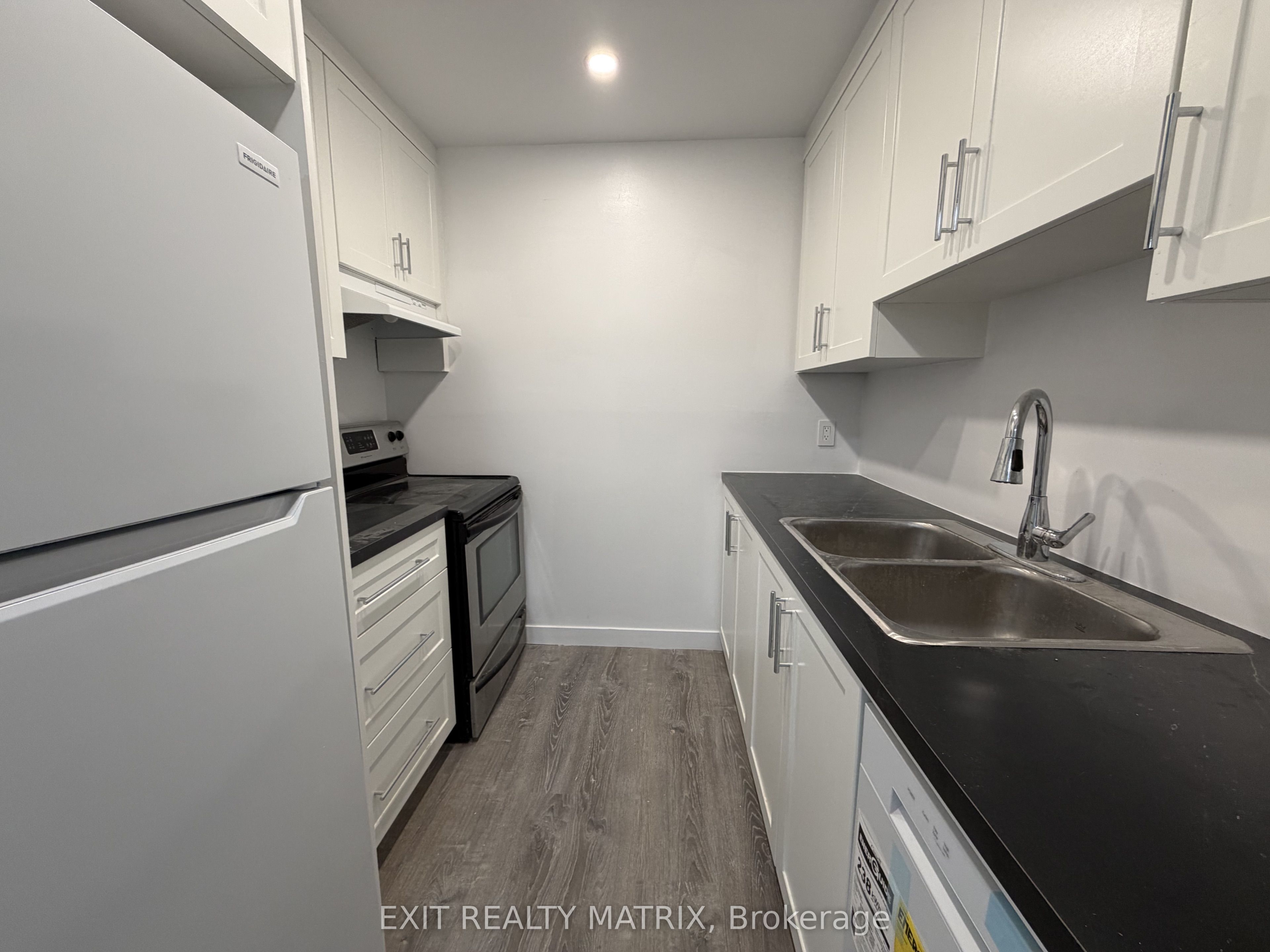 2610 Draper Avenue 50, Parkway Park - Queensway Terrace S and Area, ON K2H 8X8 photo 4