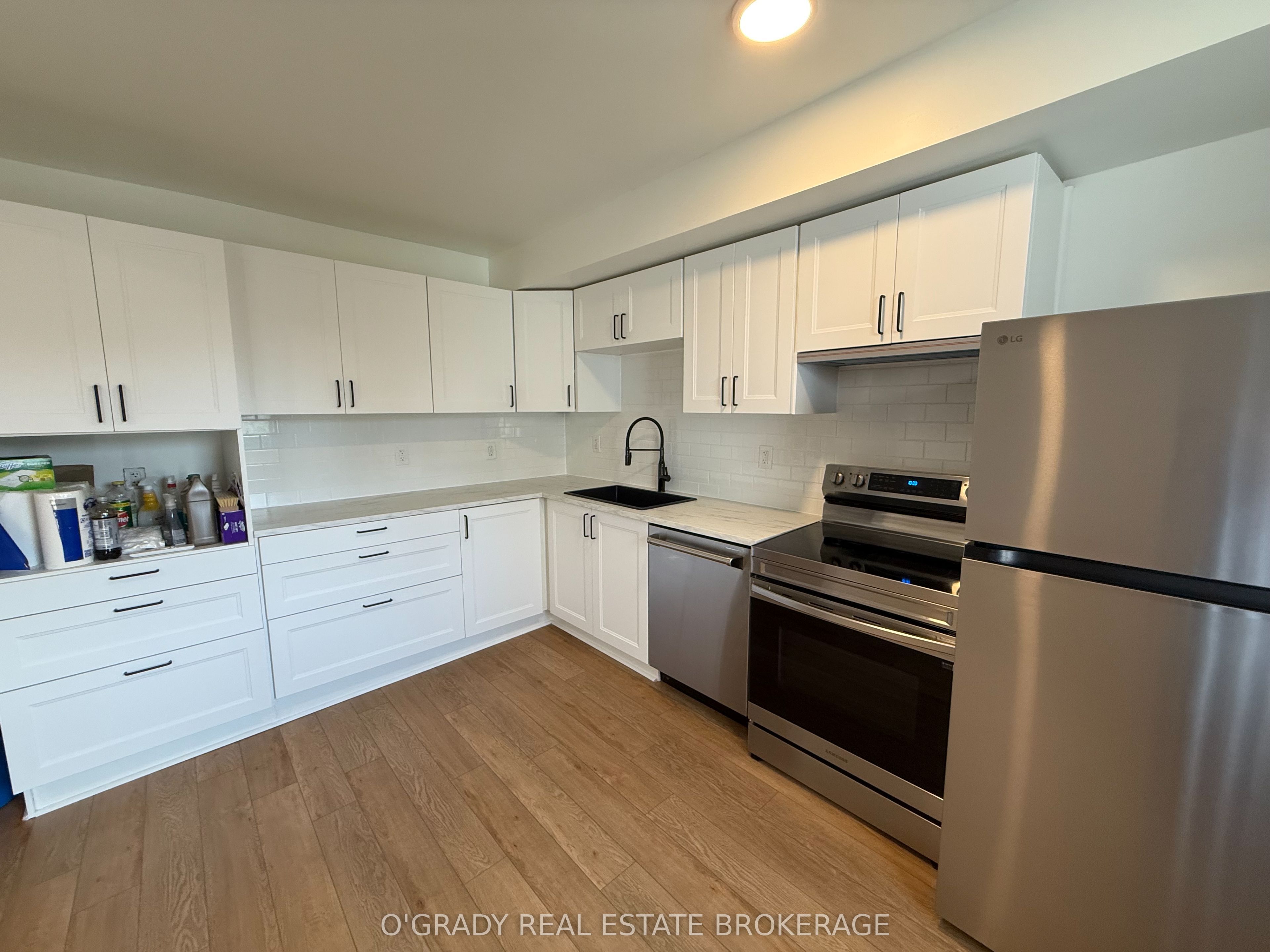 28 James Street E, Brockville, ON K6V 1K2 photo 5