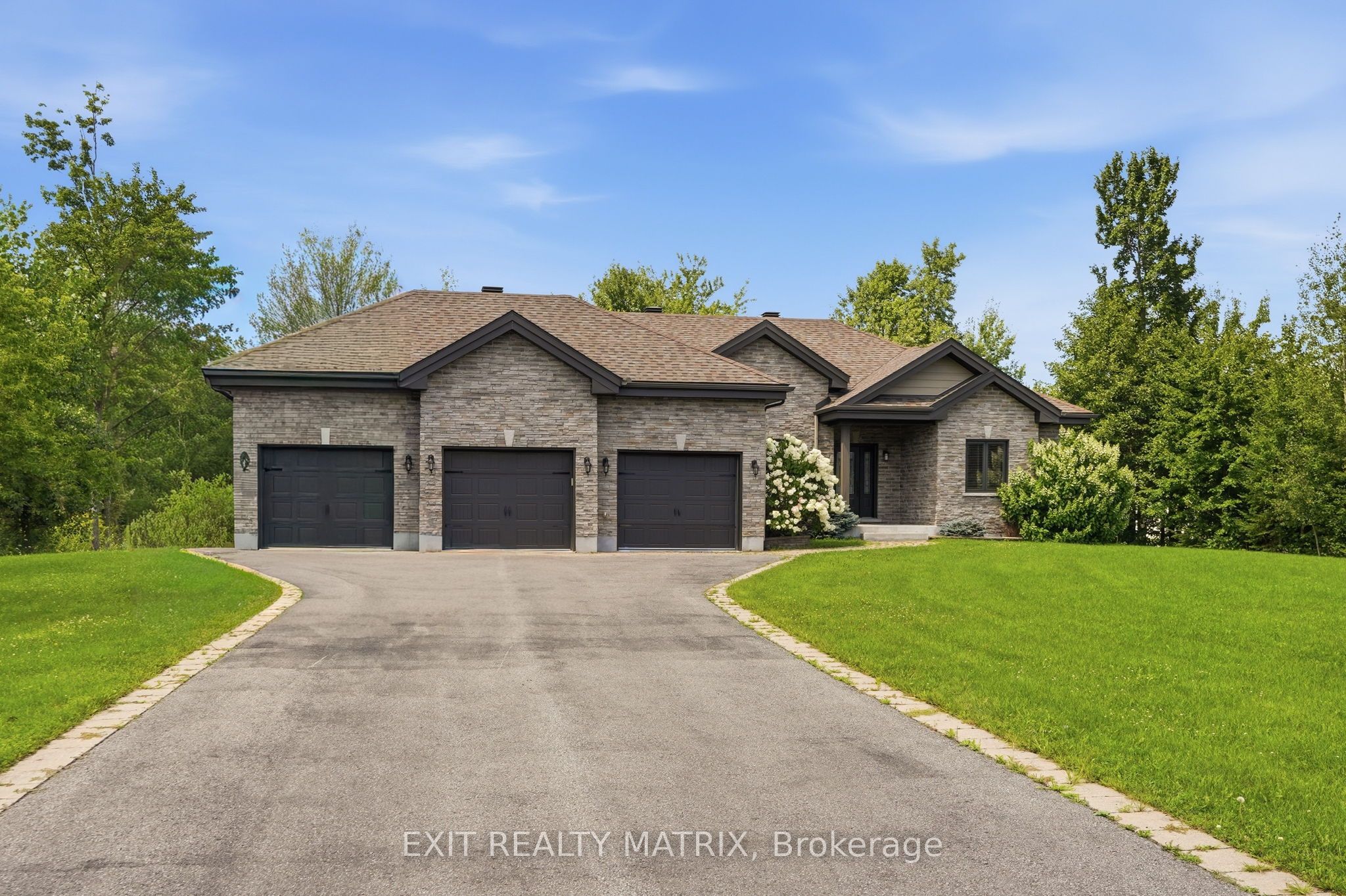 501 Du Parc Road, Champlain, ON K0B 1K0