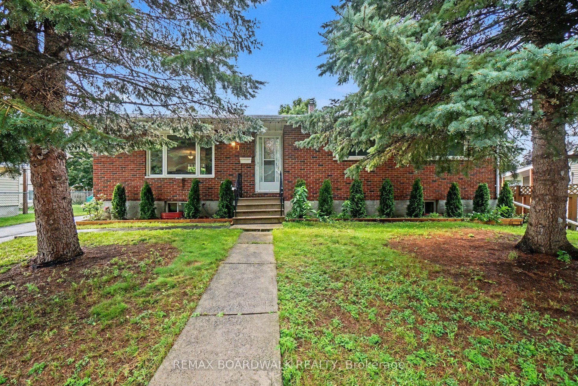 169 Henry Street, Carleton Place, ON K7C 1A9