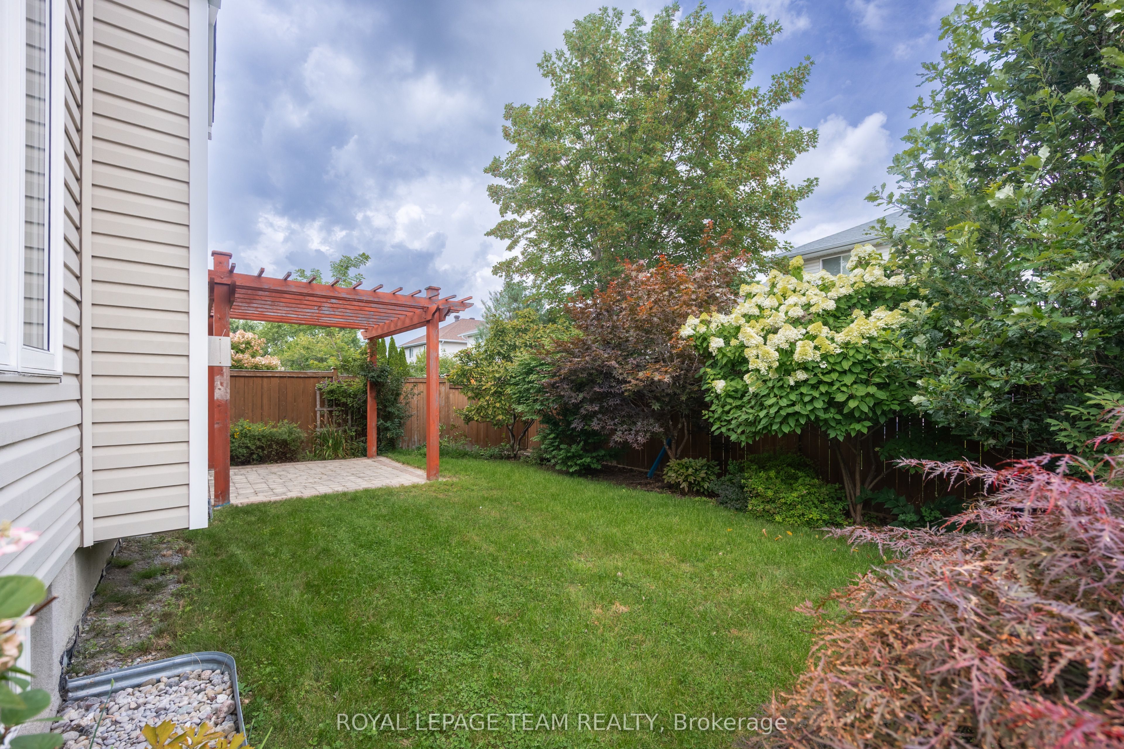 60 Woliston Crescent, Kanata, ON K2W 1E5 photo 5