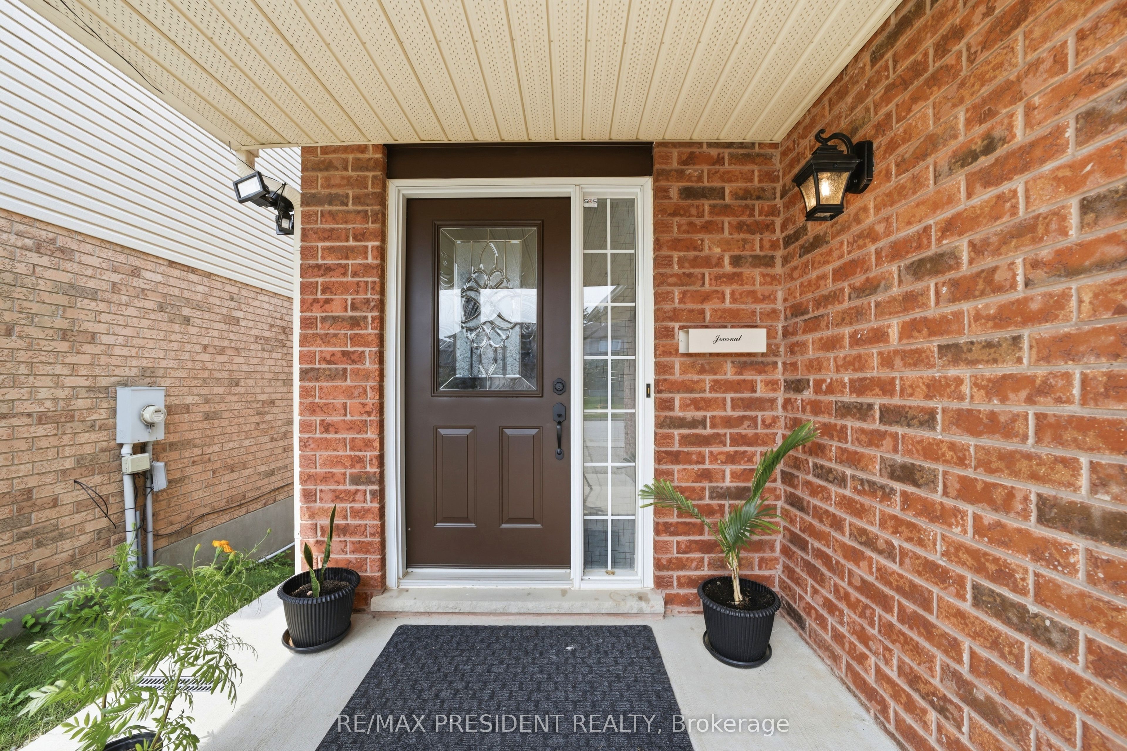 60 Steepleridge Street, Kitchener, ON N2P 2W3 photo 2