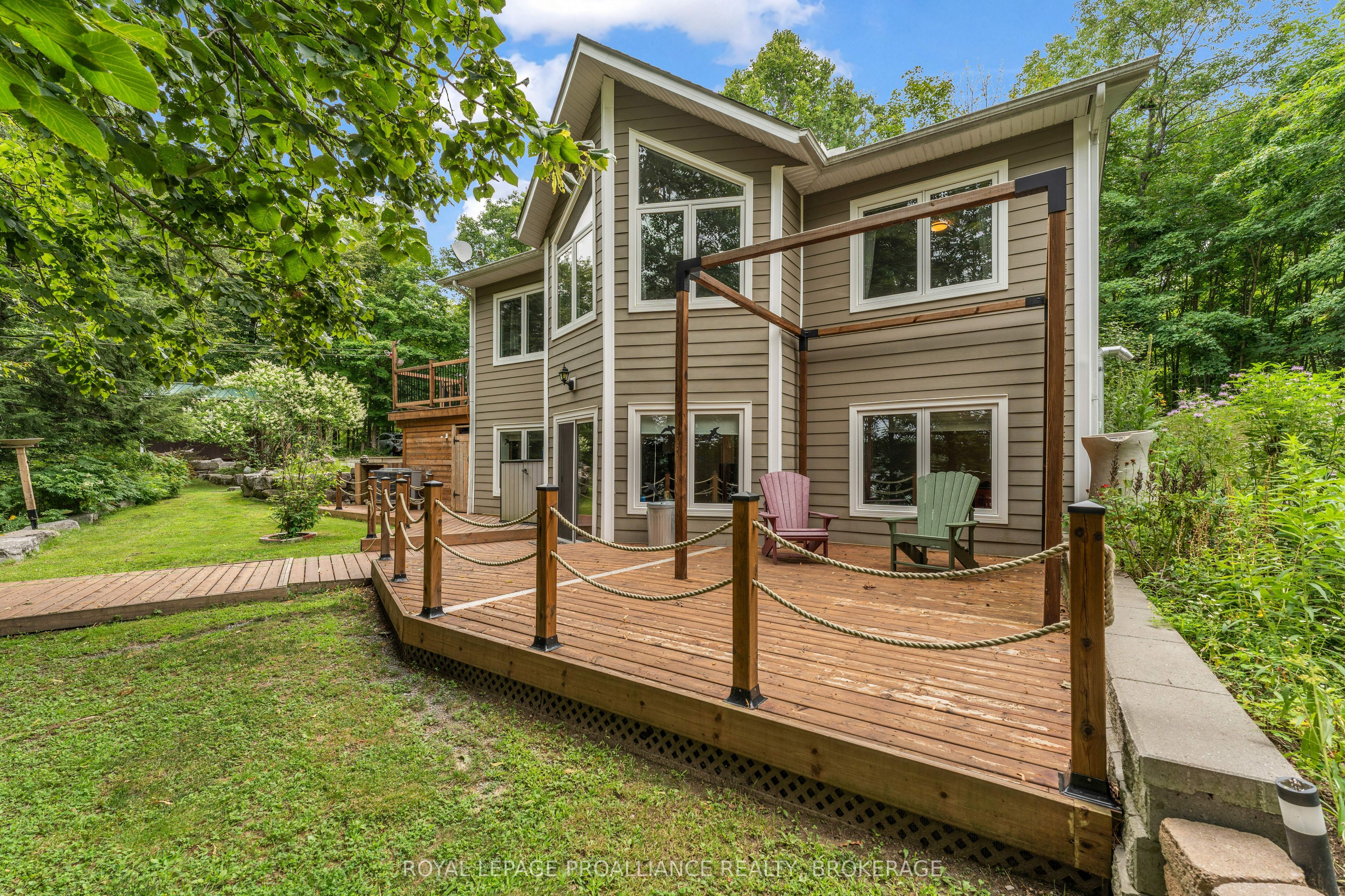 1082 Spring Mill Lane, Perth Road, Frontenac, ON K0H 2L0 photo 2