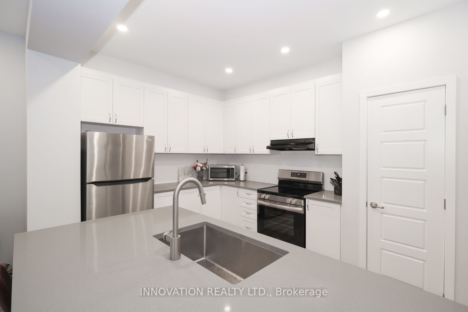 36 Stitch Mews, Stittsville - Munster - Richmond, ON K0A 2Z0 photo 5