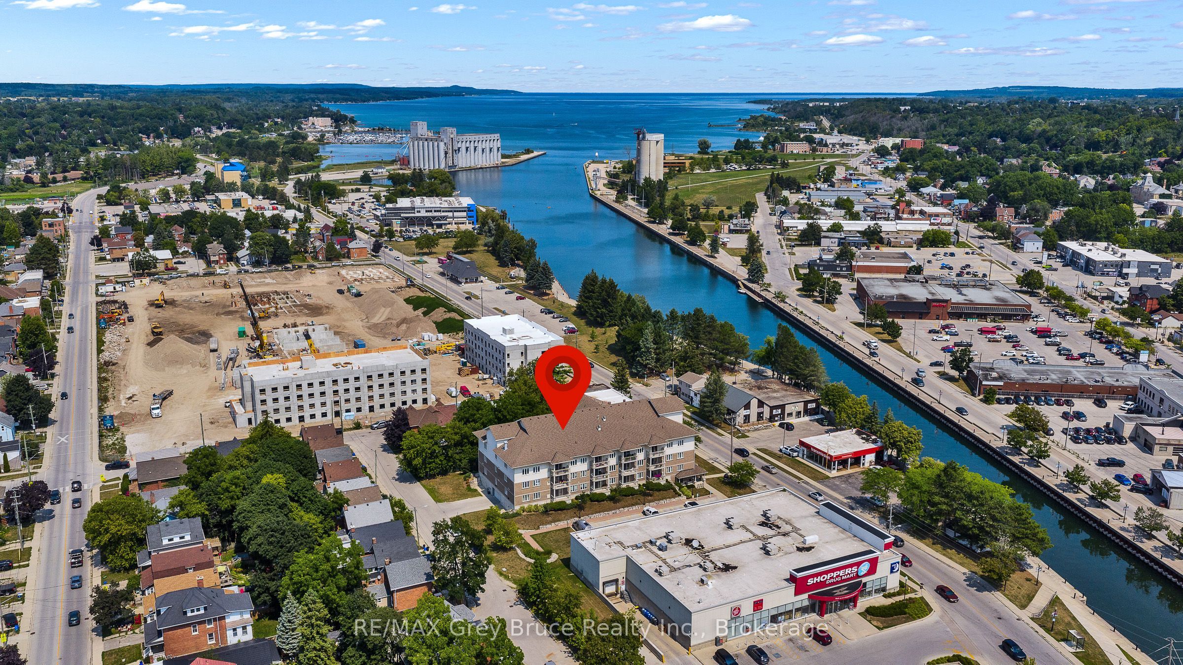 1050 1st Avenue W 204, Owen Sound, ON N4K 4K6 photo 2