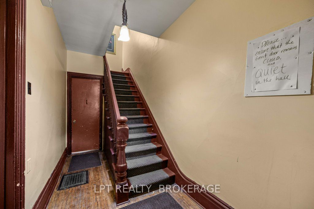 374 Barrie Street, Kingston, ON K7K 3T4 photo 4