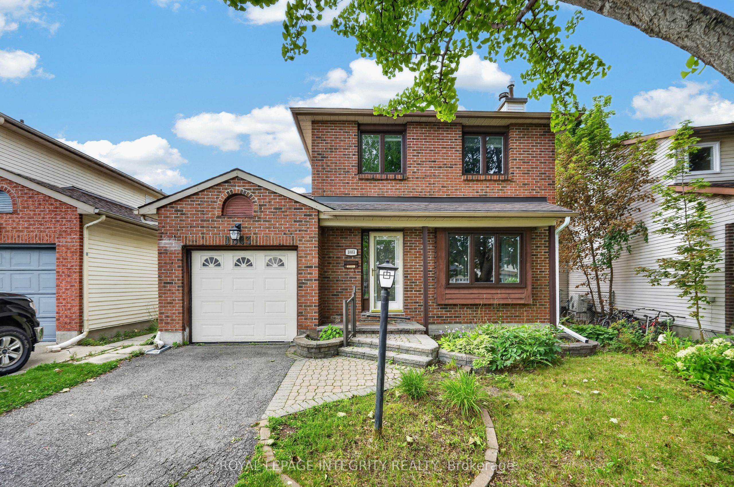 1883 Des Prairies Avenue, Orleans - Cumberland and Area, ON K1E 2R5