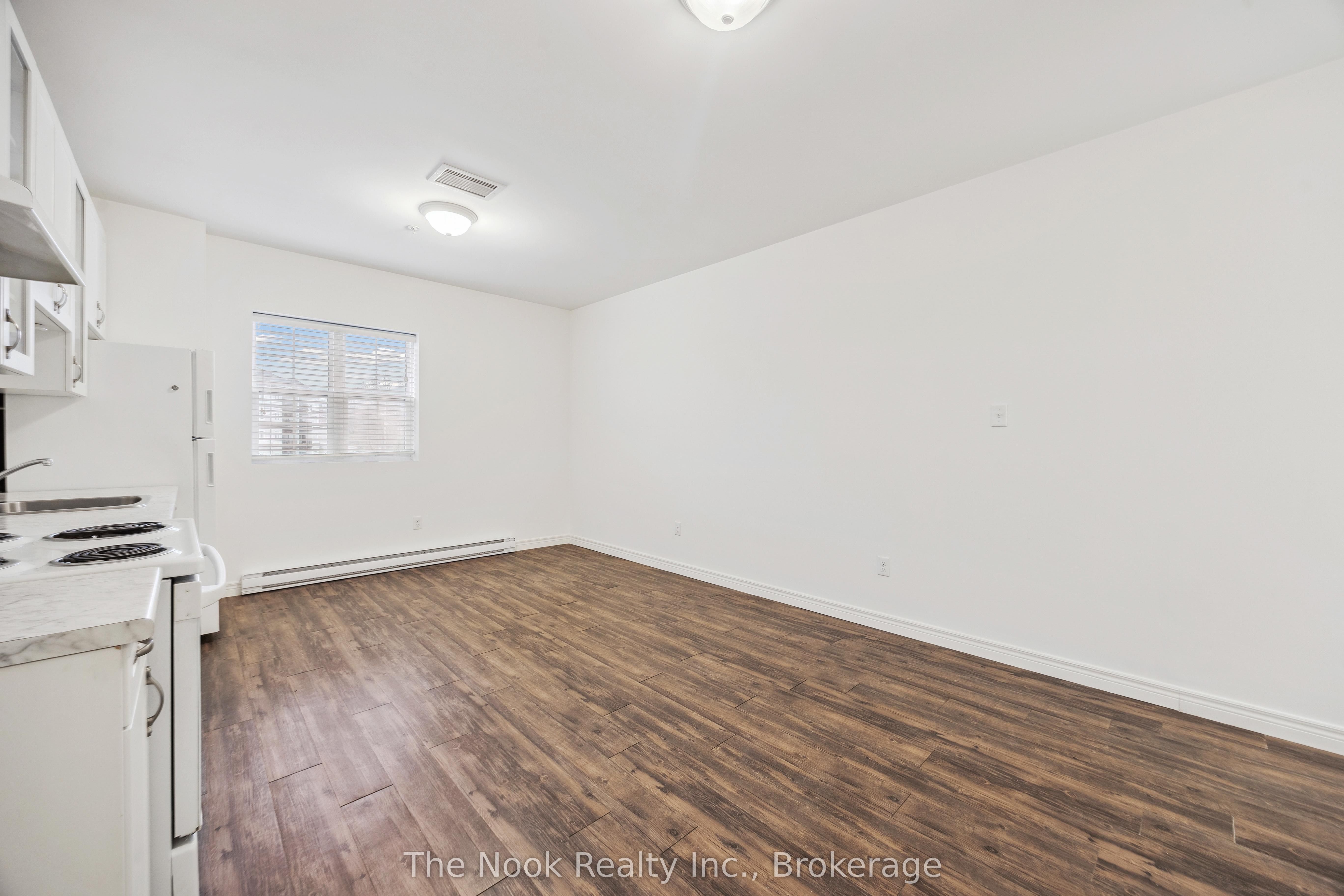 38 Walton Street 304, Port Hope, ON L1A 1N1 photo 4