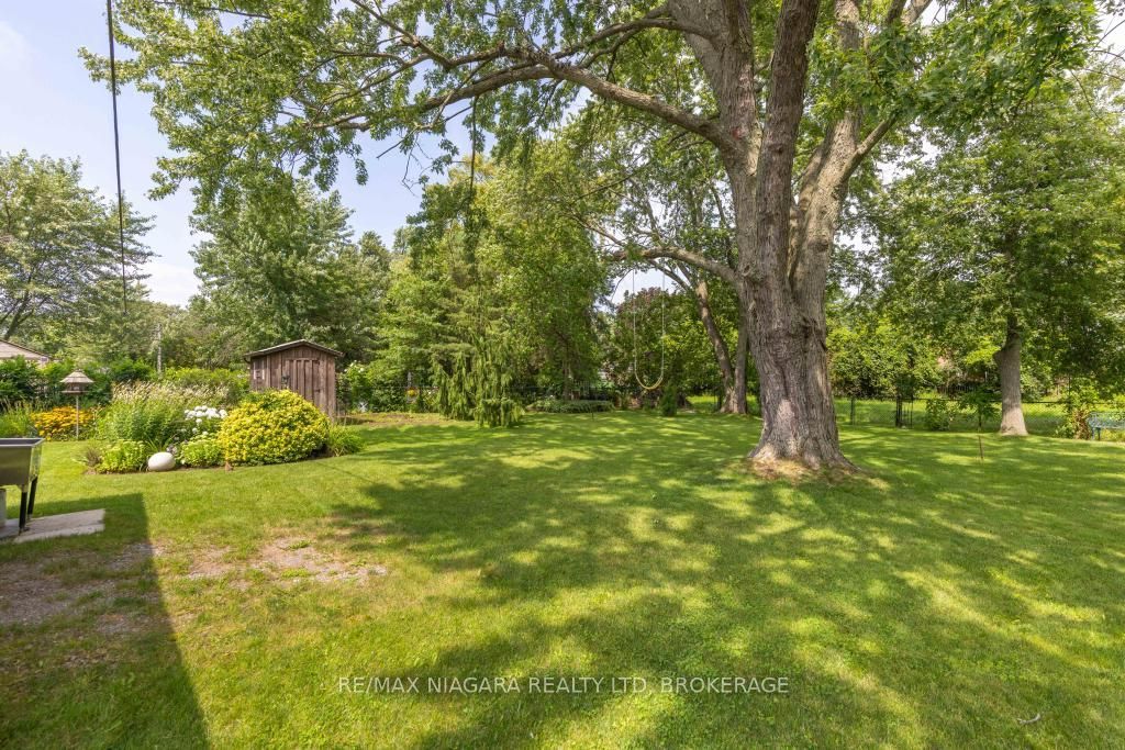 8624 Champlain Drive, Niagara Falls, ON L2G 6Y6 photo 4
