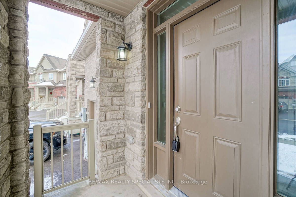 70 Bradbury Road, Hamilton, ON L8J 2V7 photo 3
