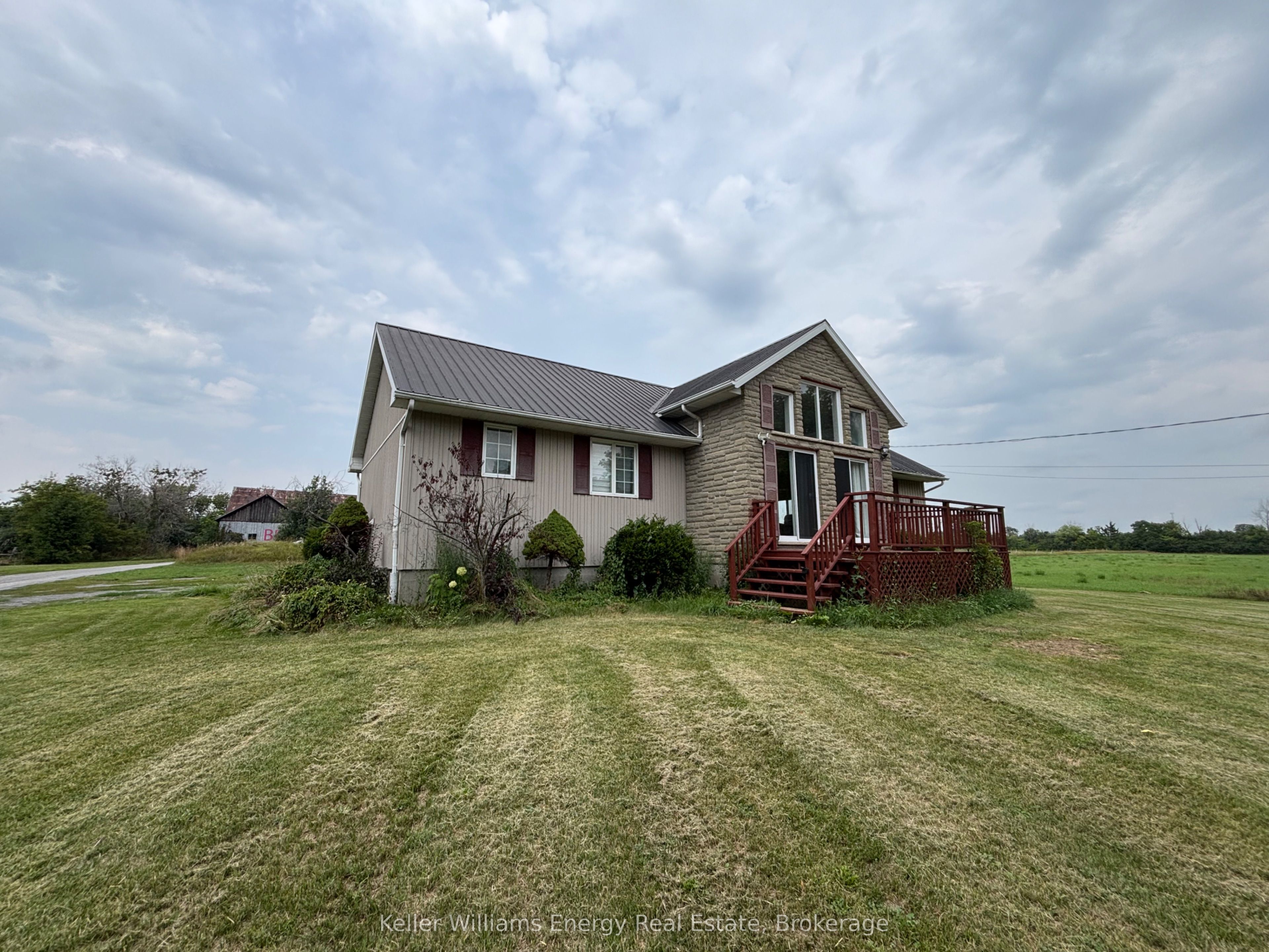 1450 County Road 19 Road, Prince Edward County, ON K0K 1T0 photo 3