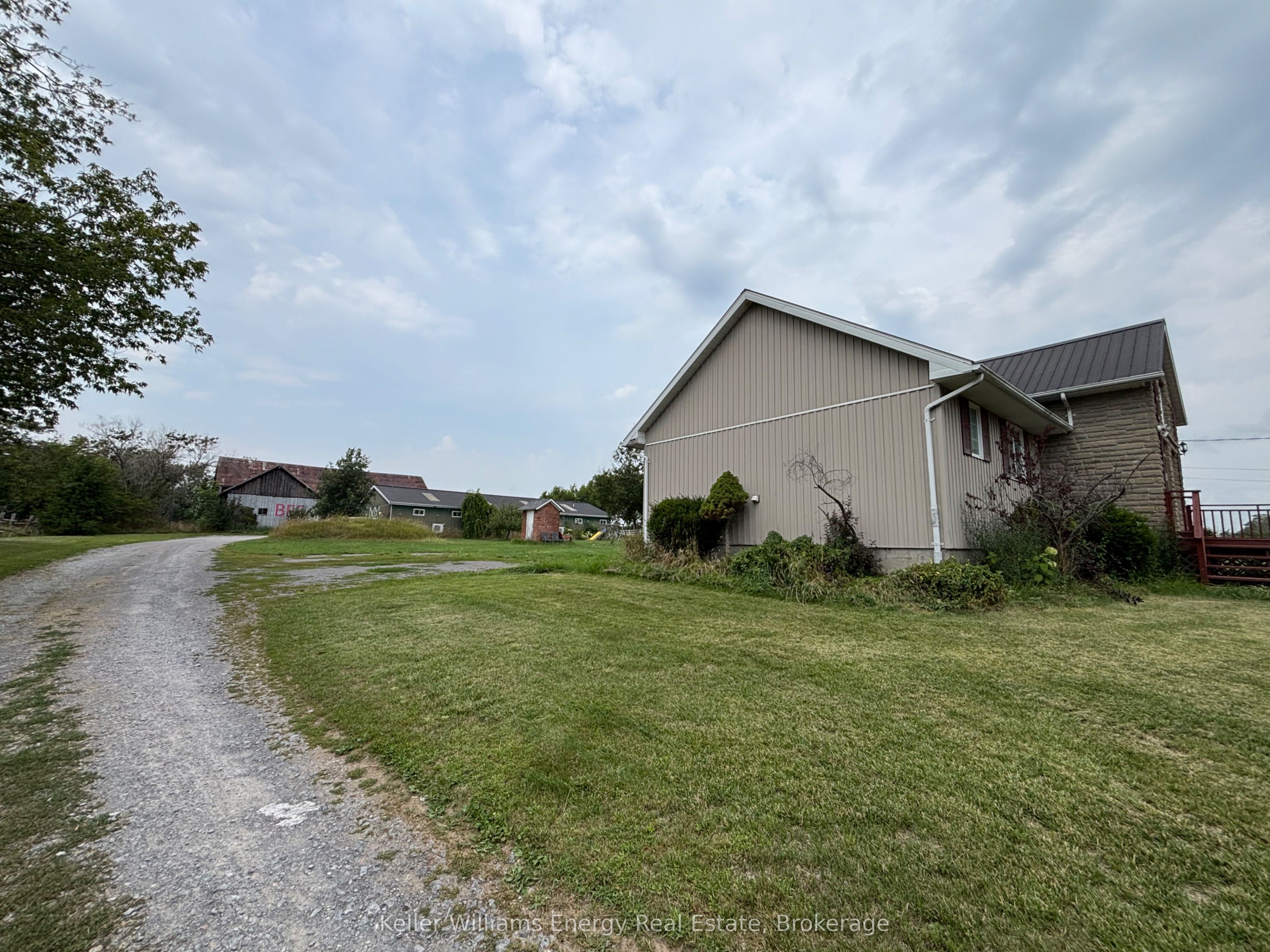 1450 County Road 19 Road, Prince Edward County, ON K0K 1T0 photo 4