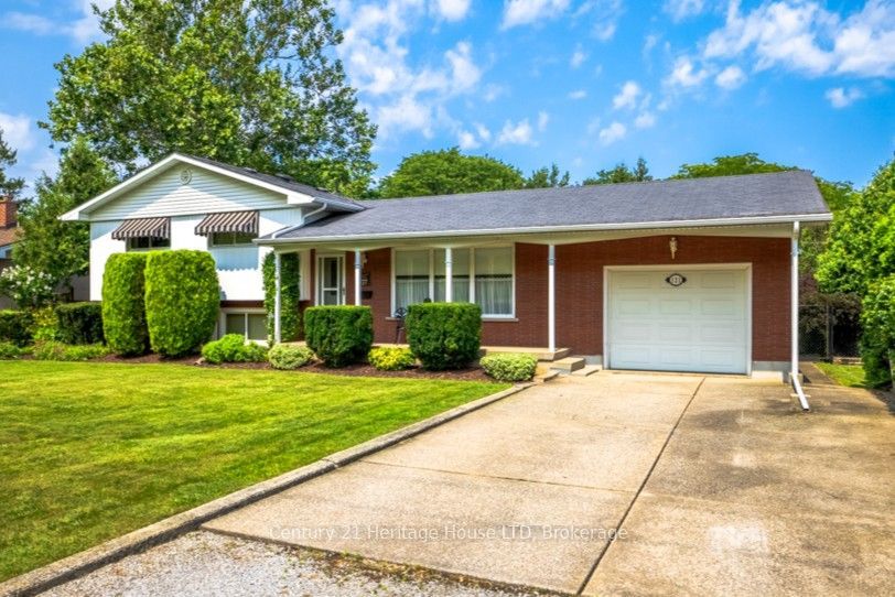 121 Lockhart Drive, St. Catharines, ON L2T 1W3 photo 3