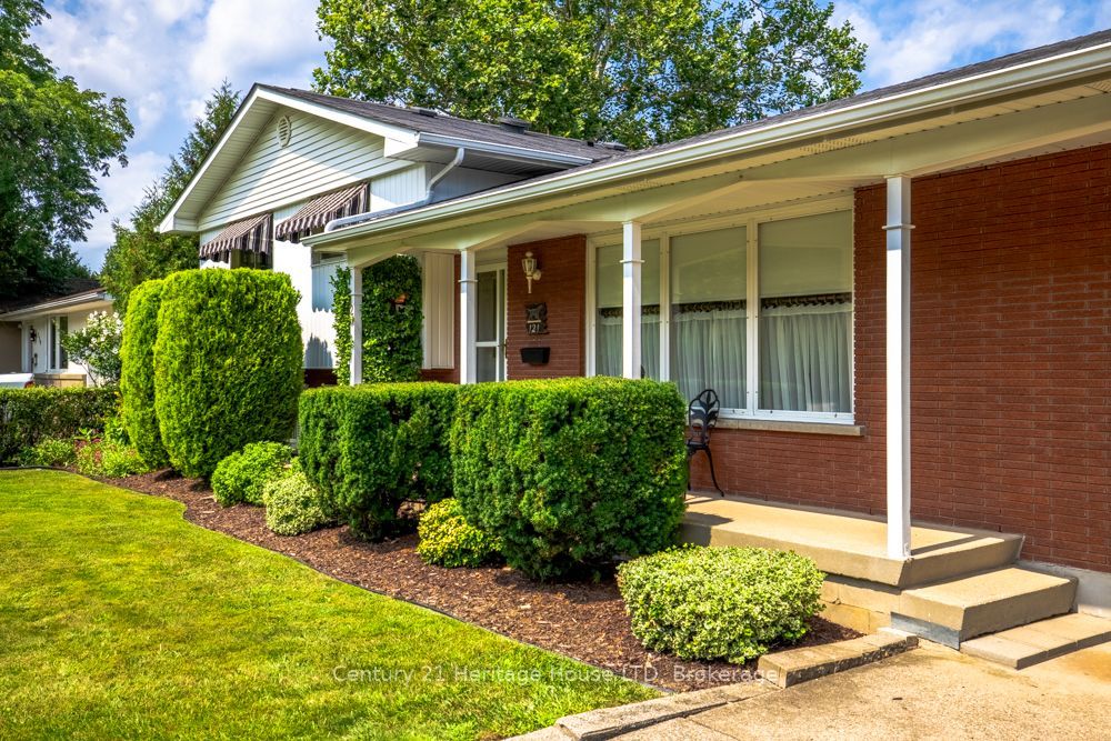 121 Lockhart Drive, St. Catharines, ON L2T 1W3 photo 4