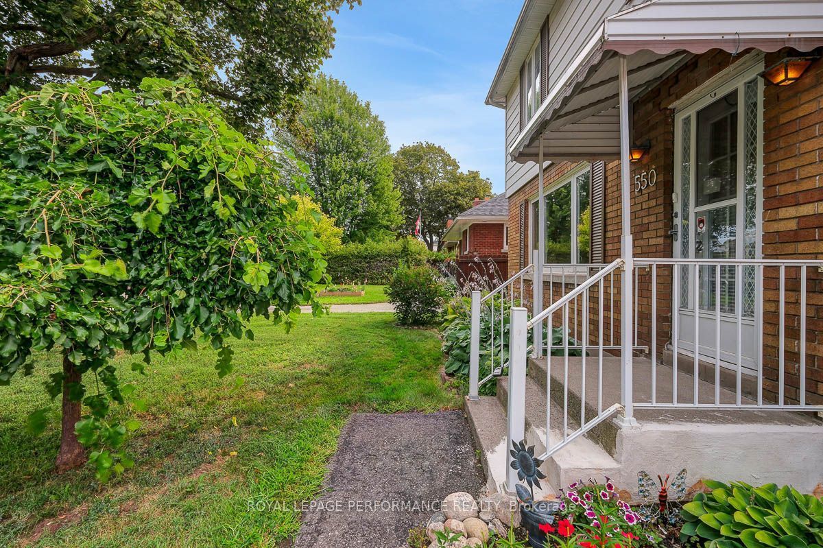 550 Wolffdale Crescent, Overbrook - Castleheights and Area, ON K1K 1N5 photo 3