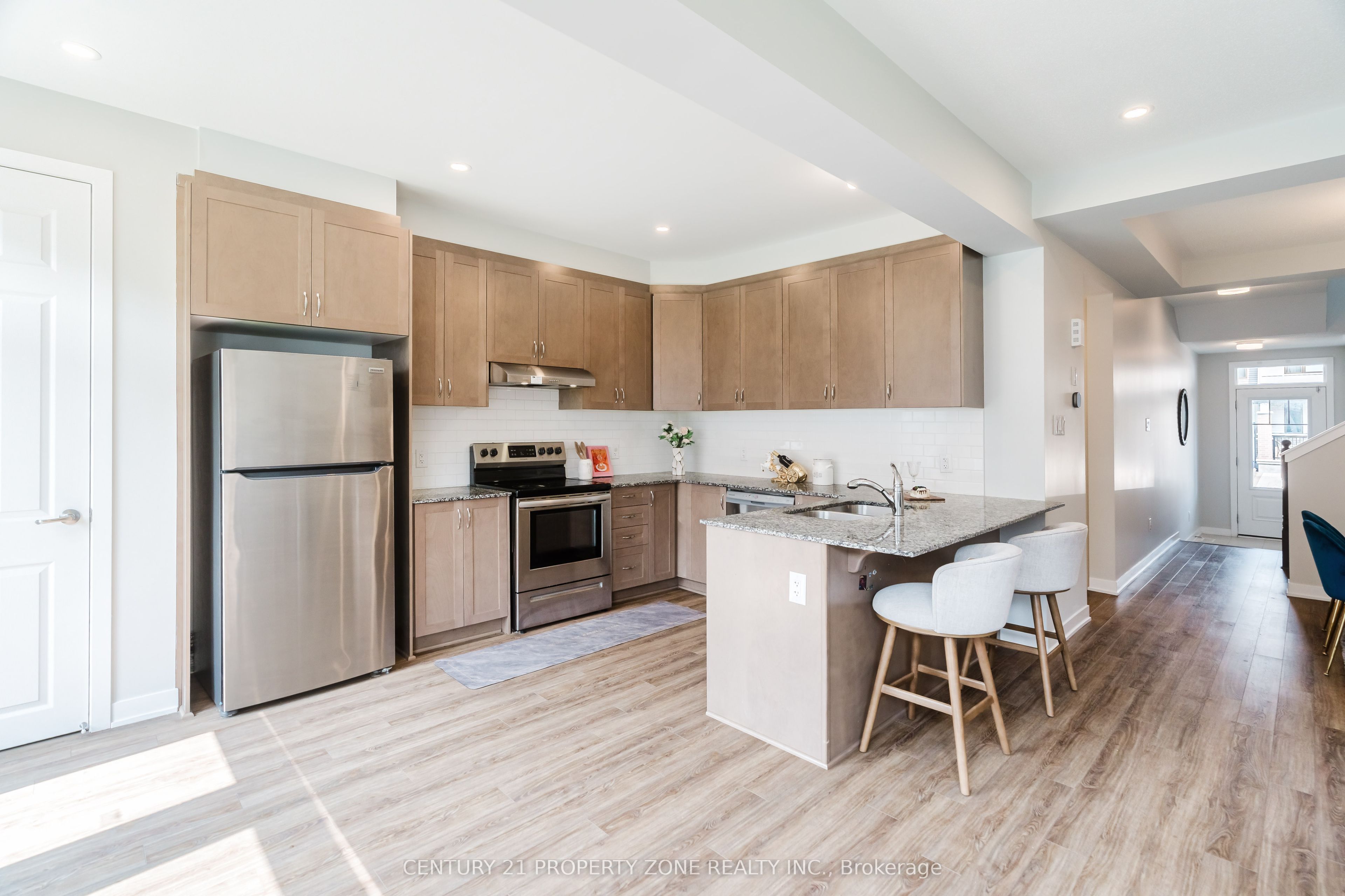 1060 Curraglass Walk, Stittsville - Munster - Richmond, ON K2S 2A4 photo 4