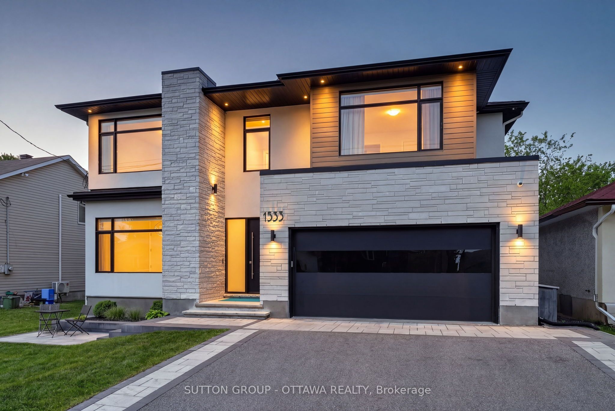 1533 Rosebella Avenue, Blossom Park - Airport and Area, ON K1T 1G6